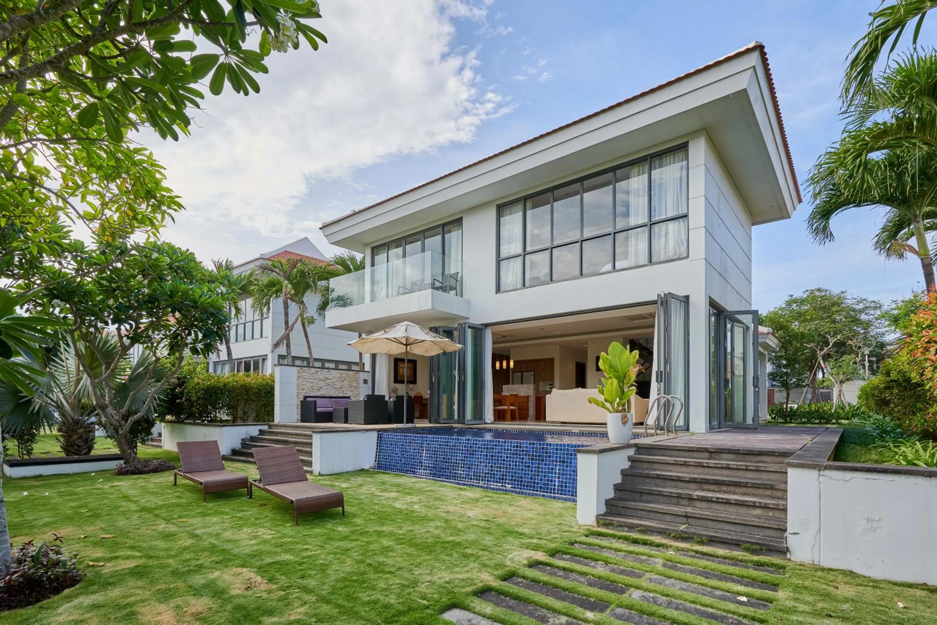 Property building in Ocean Beach Villas Danang
