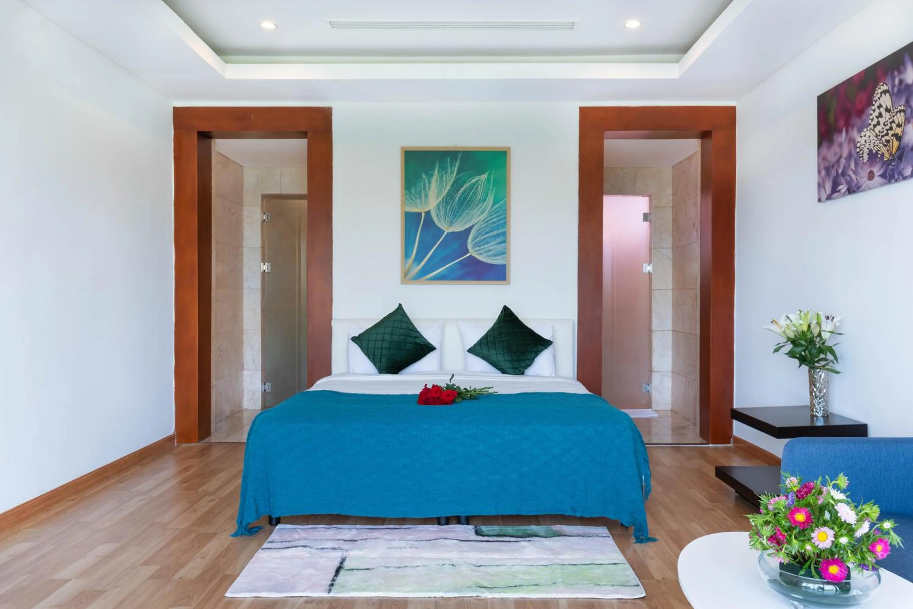 Bed in Ocean Beach Villas Danang