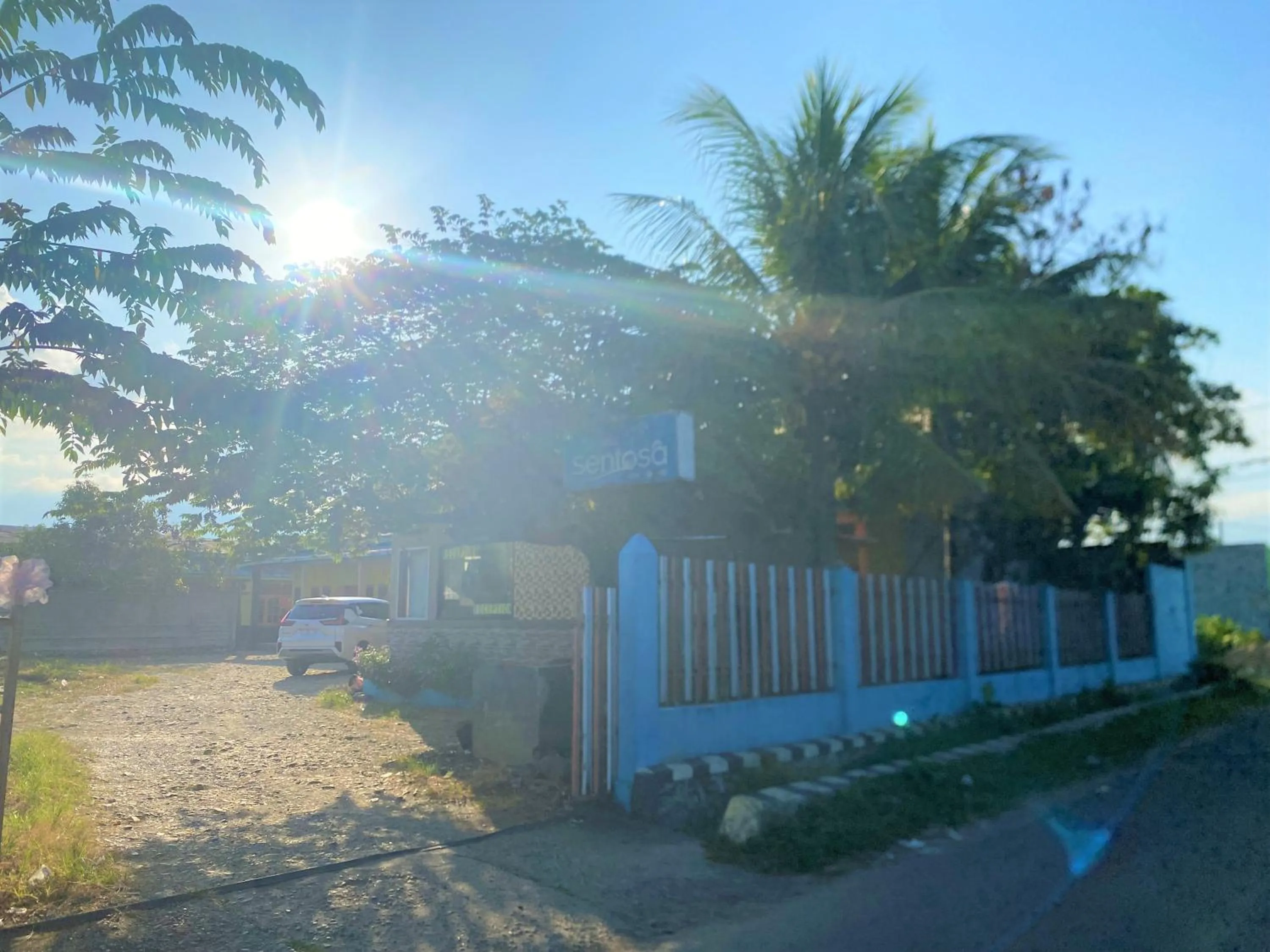 RedDoorz @ Wisma Sentosa Palopo