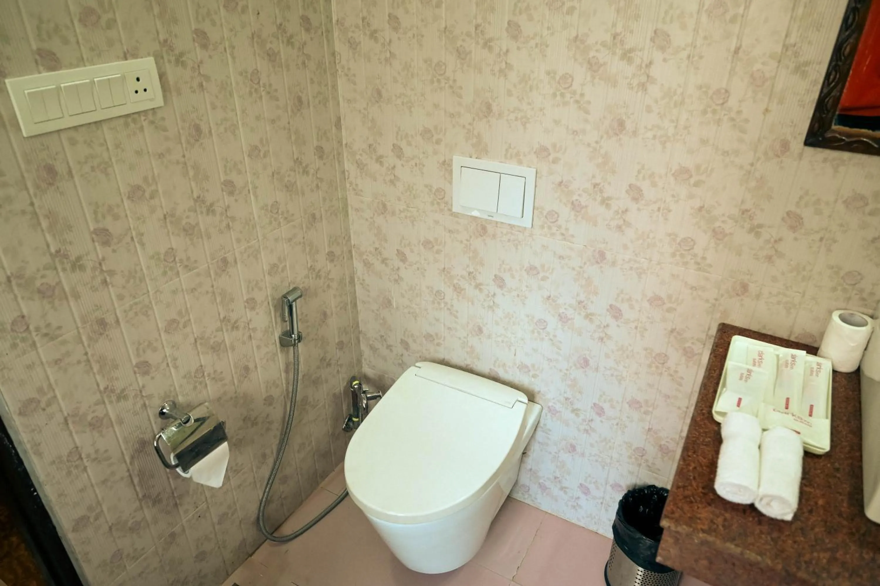 Toilet in ClarksInn Suites Ranthambhore