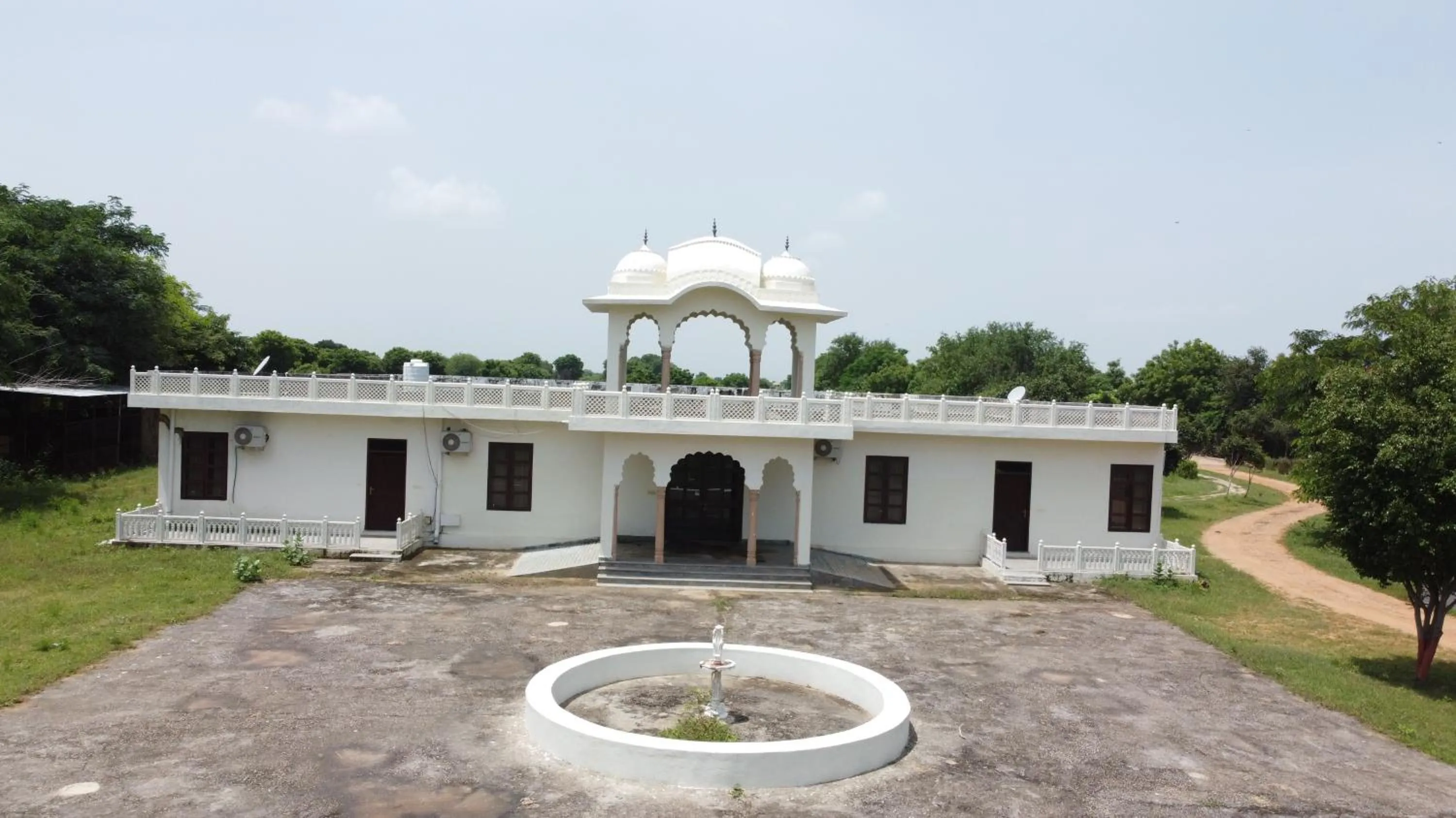 Property building in ClarksInn Suites Ranthambhore