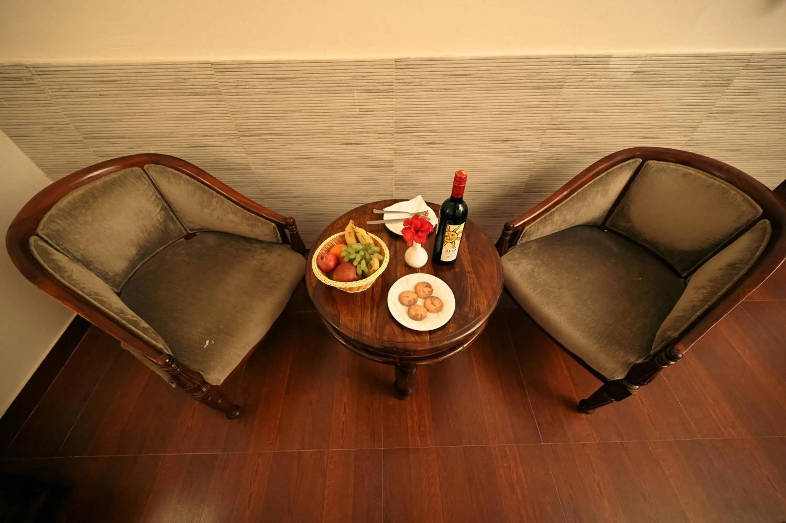 Food and drinks in ClarksInn Suites Ranthambhore