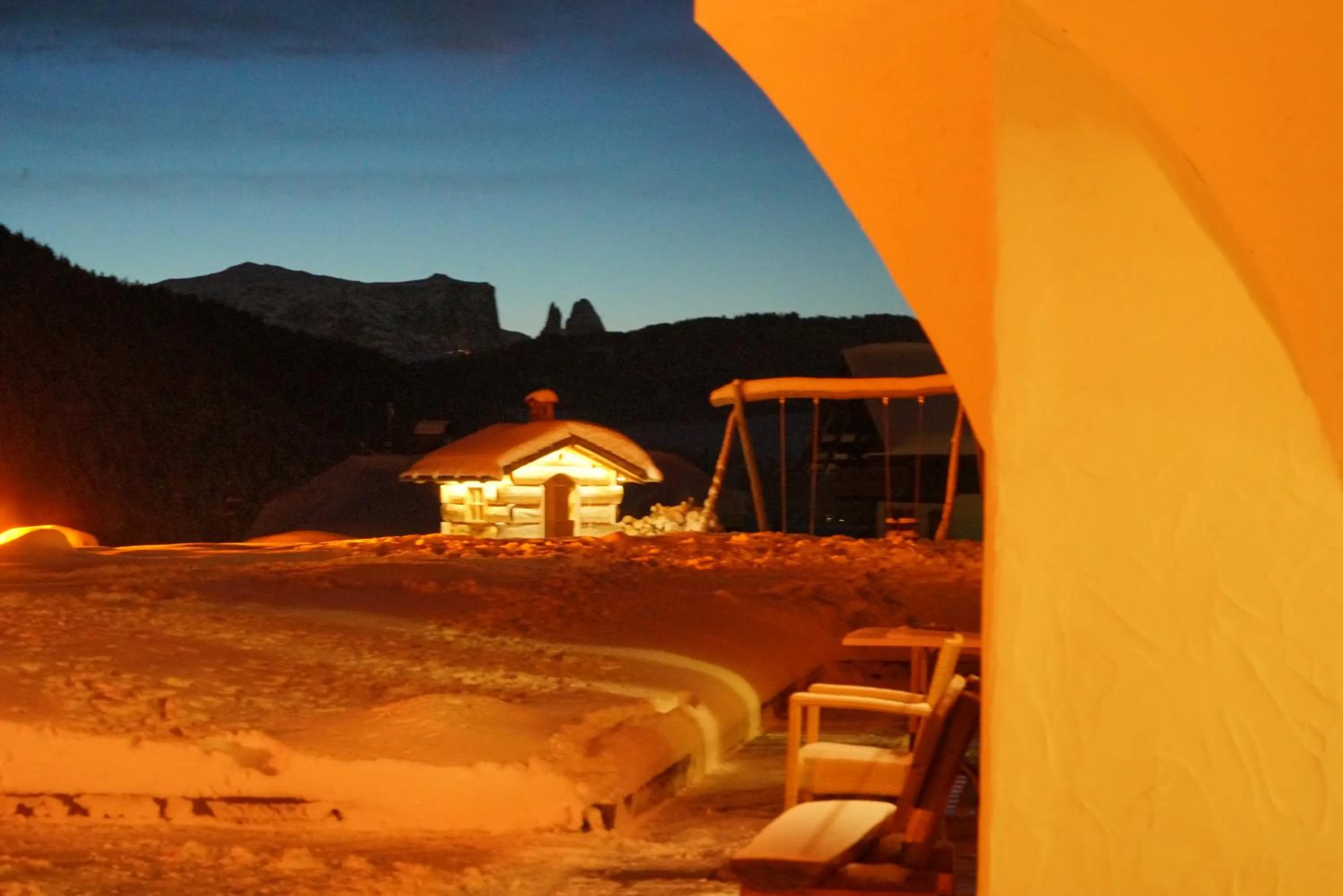 Property building in Garni La Majon