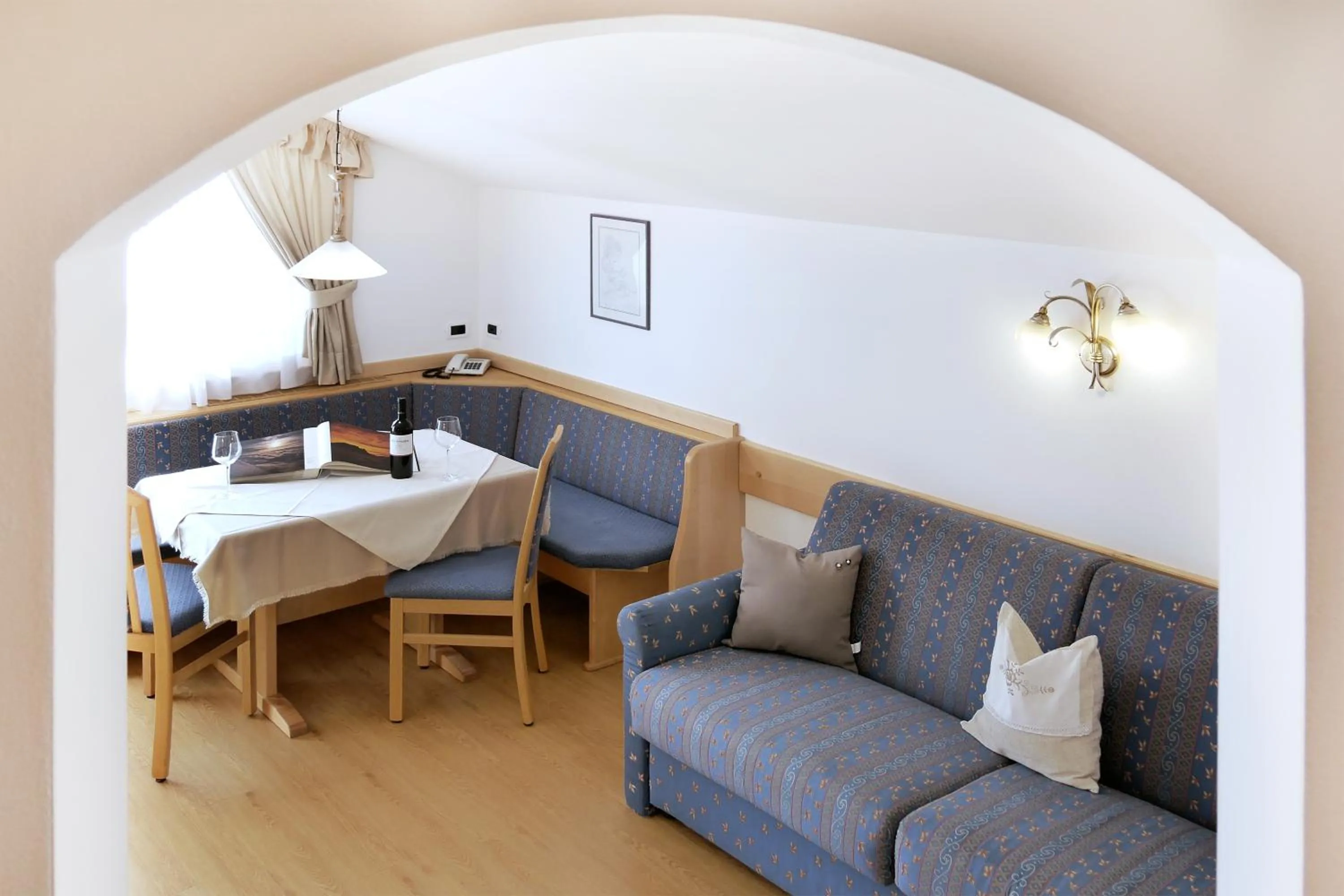 Dining area in Garni La Majon