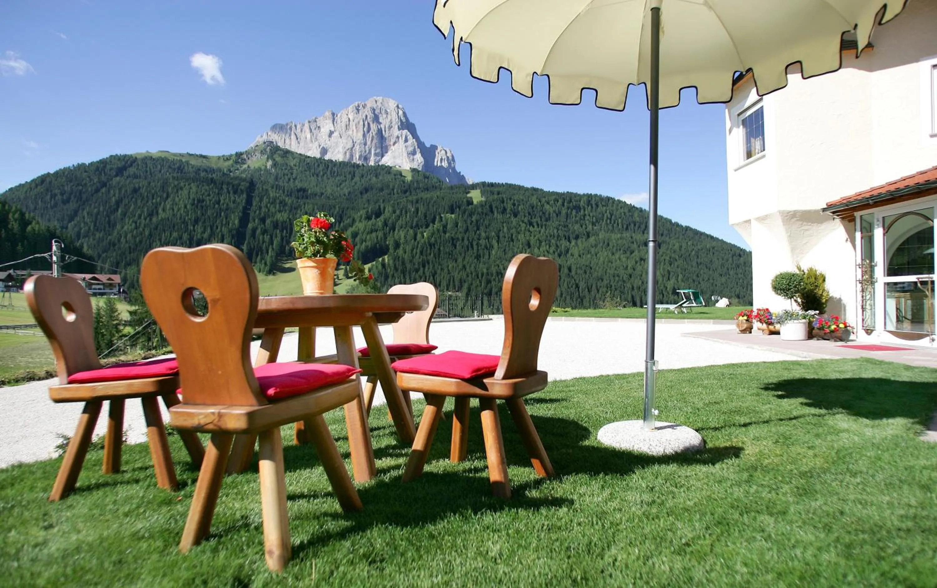 Garden in Garni La Majon