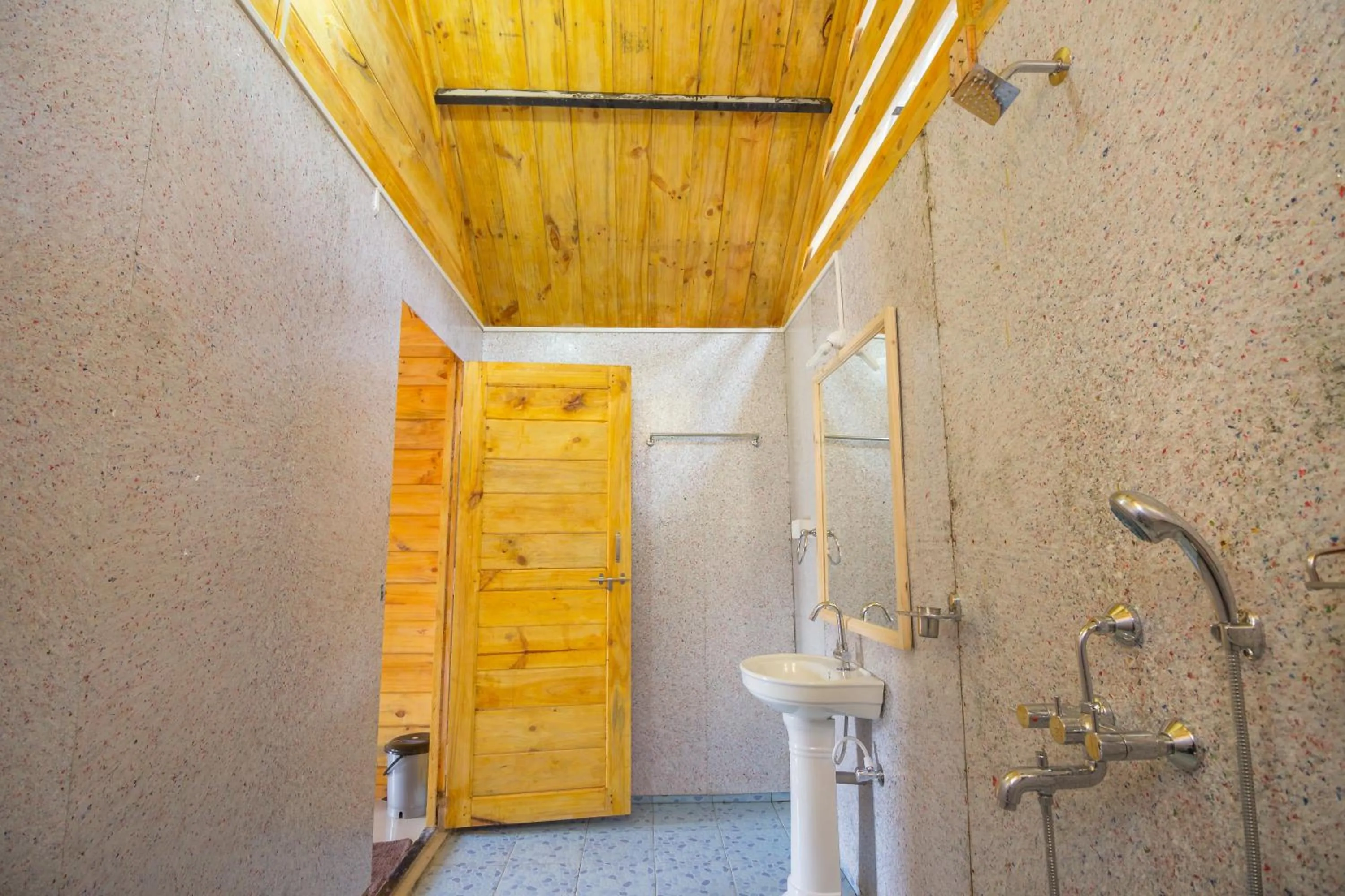 Shower in Zen Lazy Days Agonda