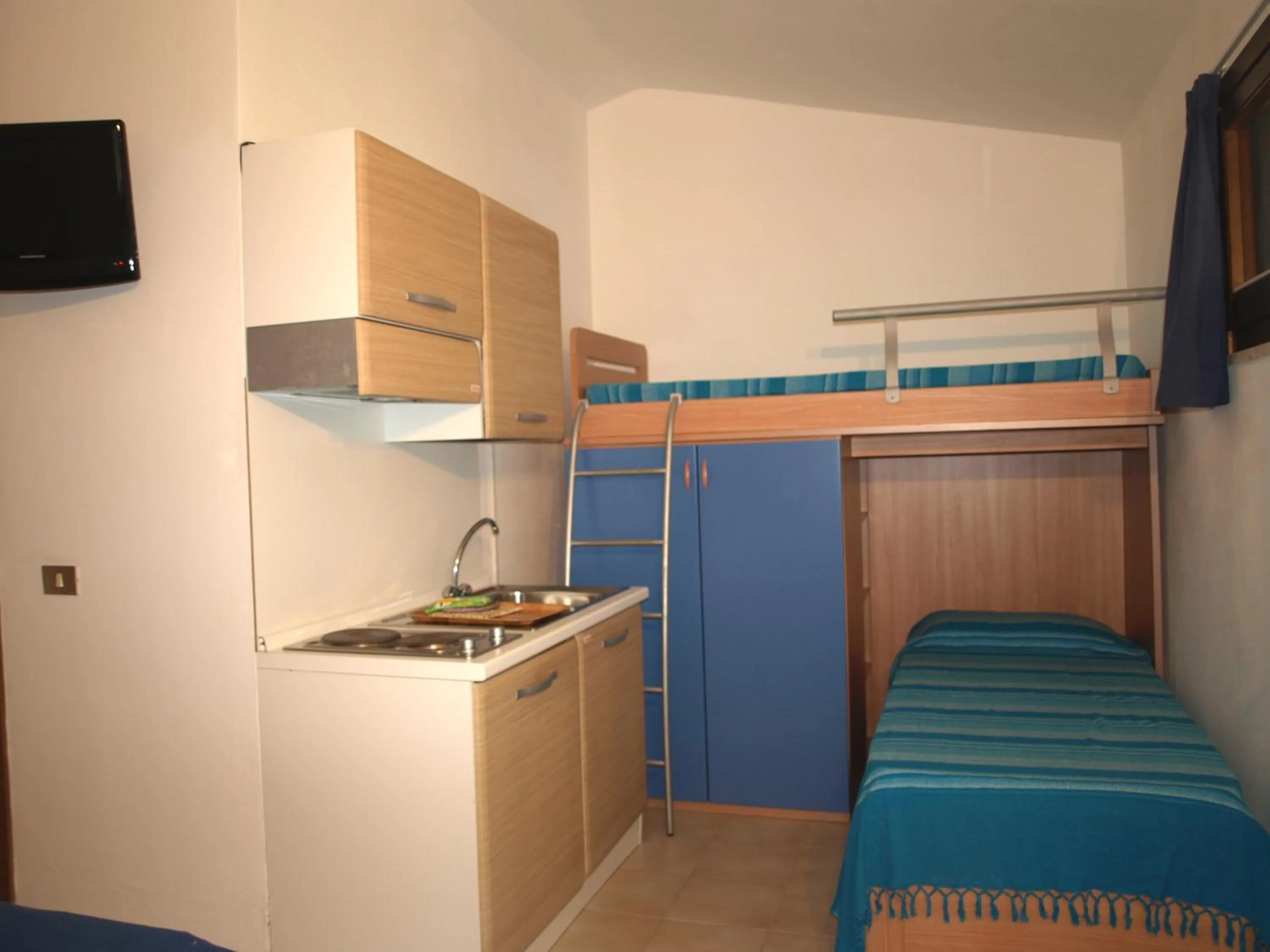 Photo of the whole room in Spinnaker