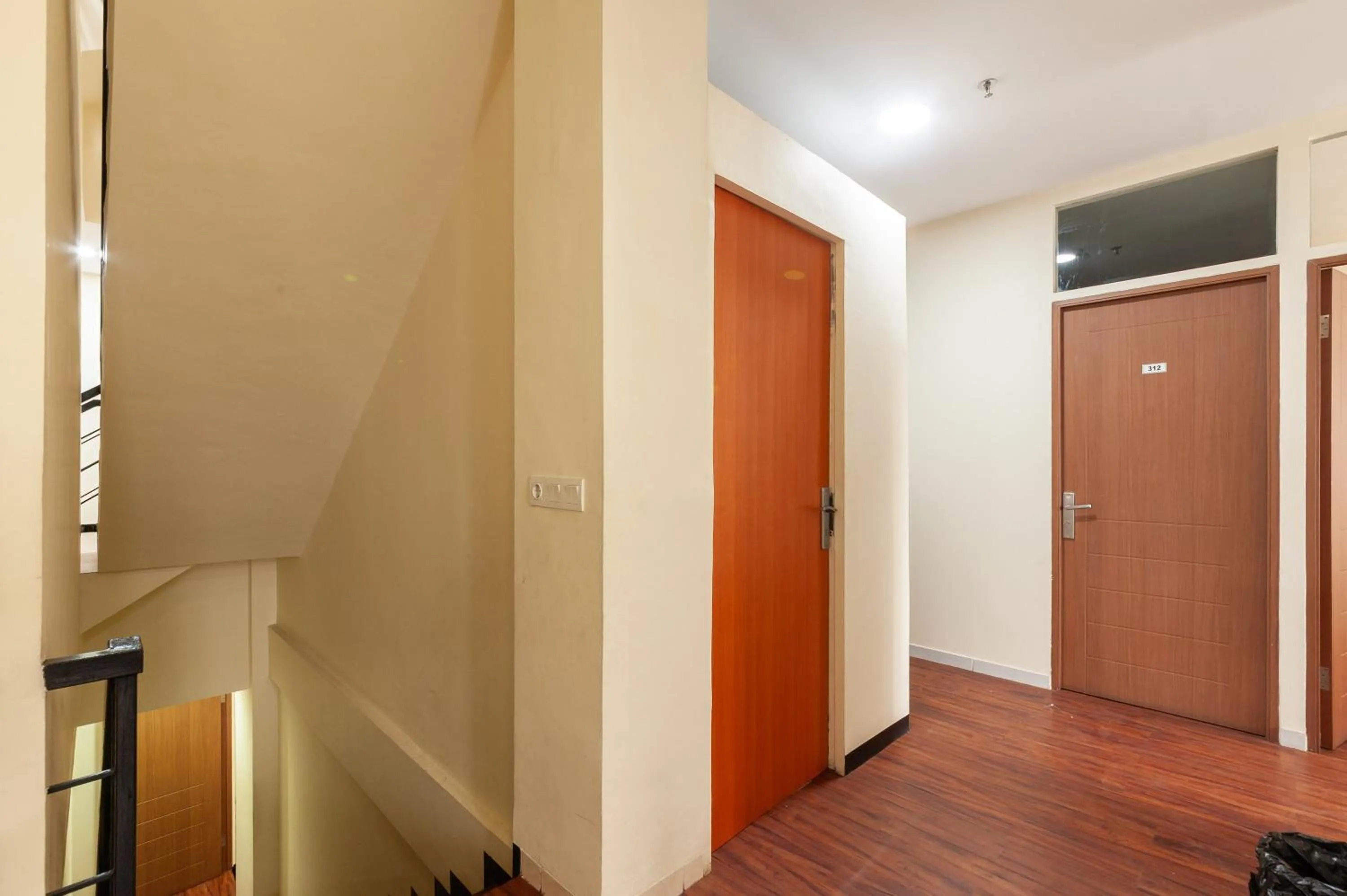 Property building in Urbanview Hotel Ellegan Residence Alam Sutera Serpong