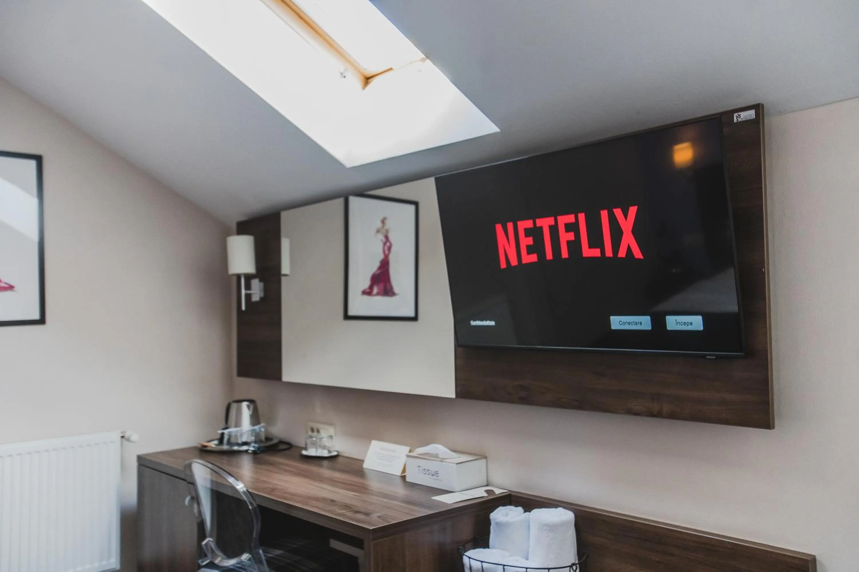 TV and multimedia in Caro Boutique Hotel