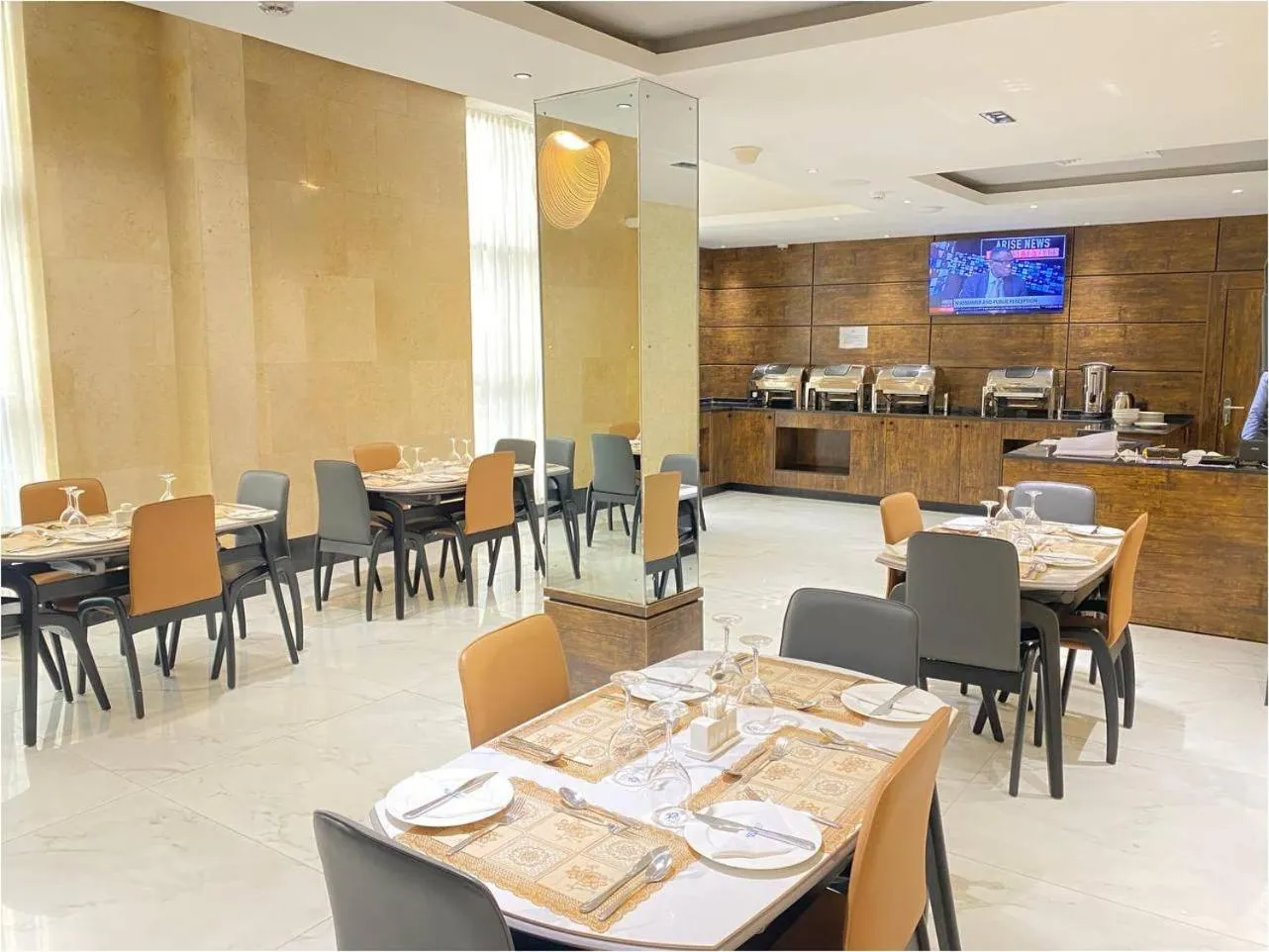 Restaurant/places to eat in GRAVITY HOTELS BY ACE