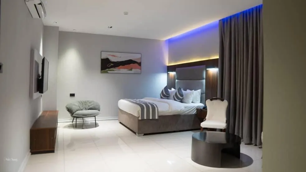 GRAVITY HOTELS BY ACE