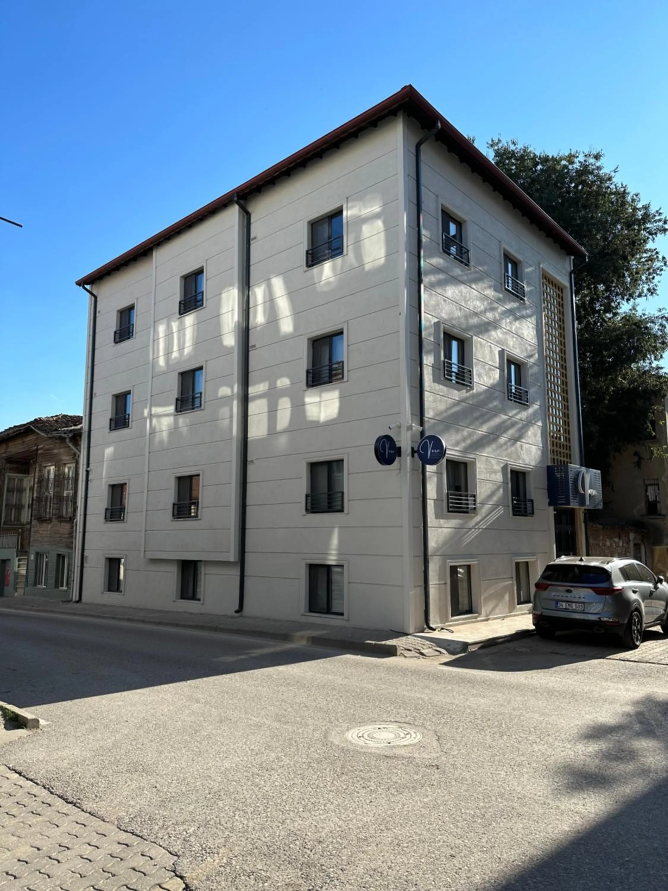 Property building in Vera Edirne