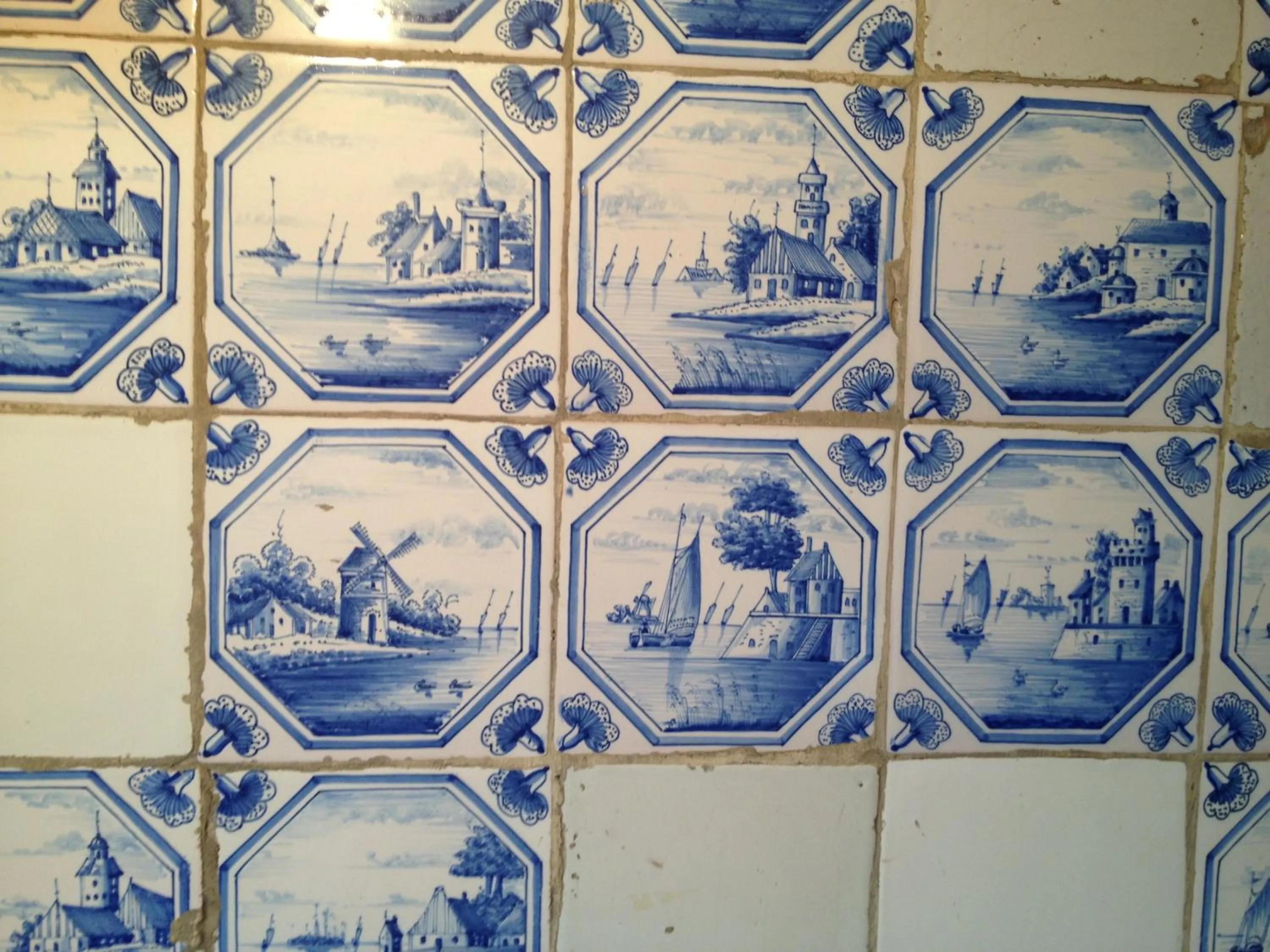 Decorative detail in Amadeus Hotel