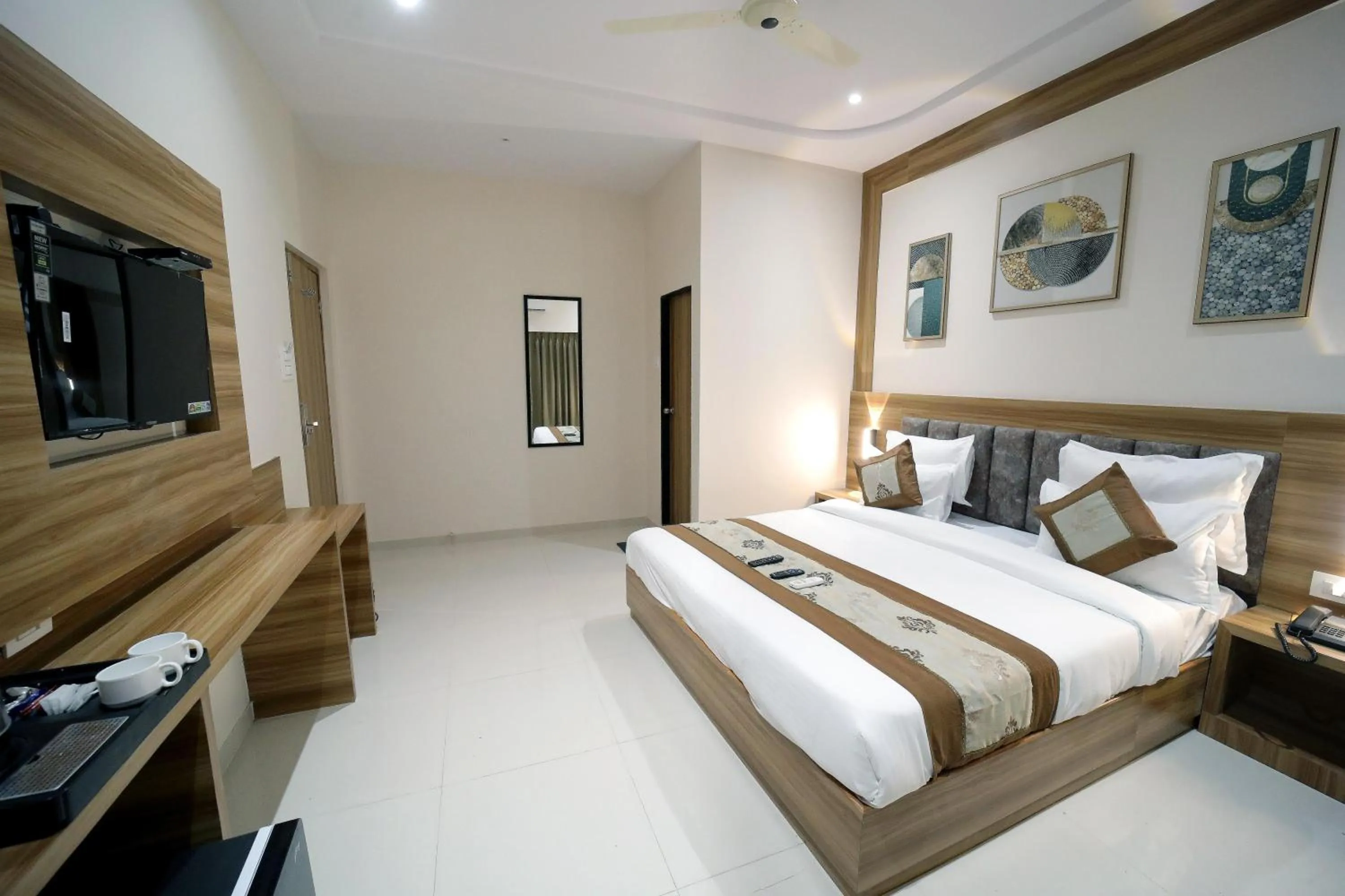 Bedroom, Bed in HOTEL ALFA EXECUTIVE