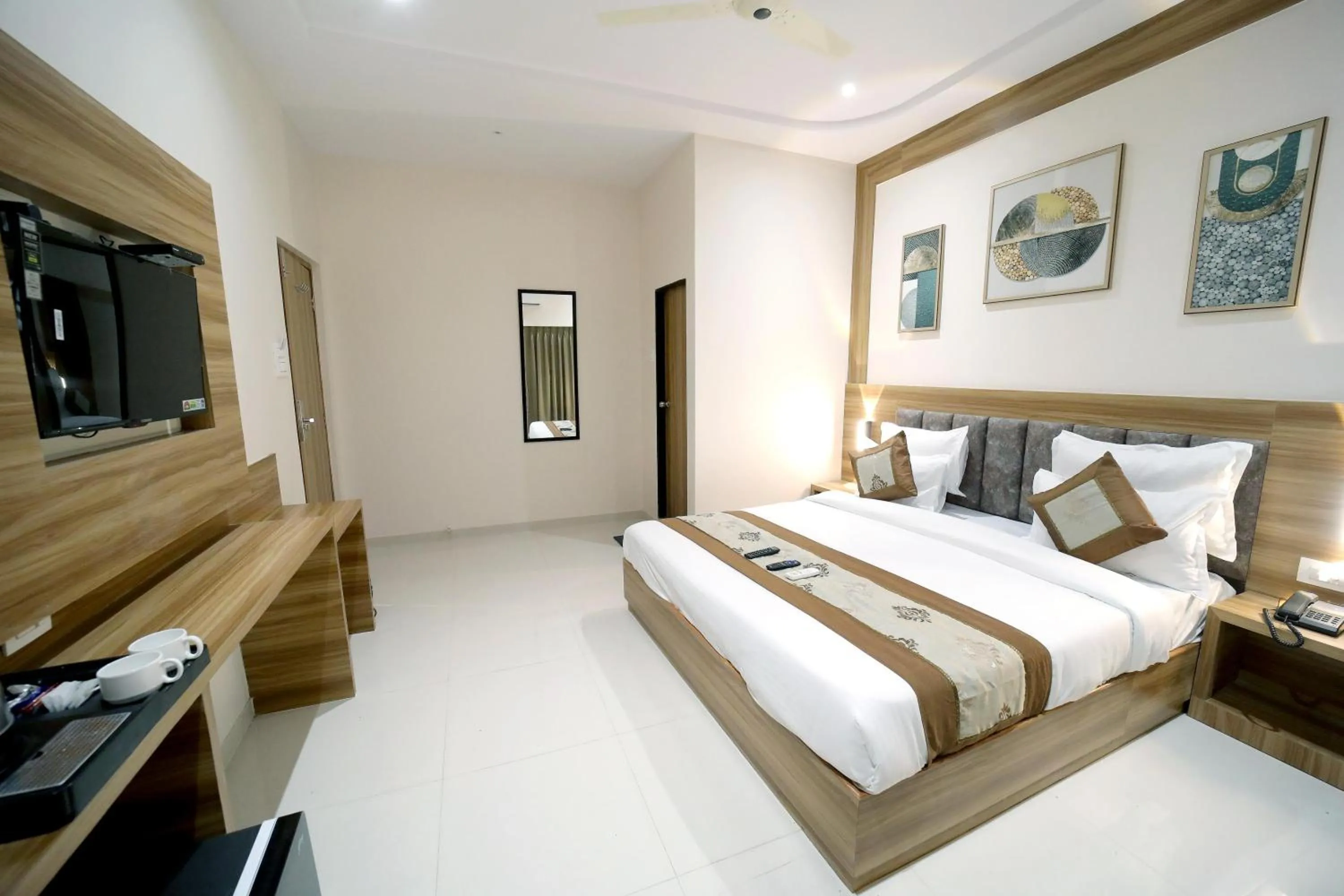 Bedroom, Bed in HOTEL ALFA EXECUTIVE