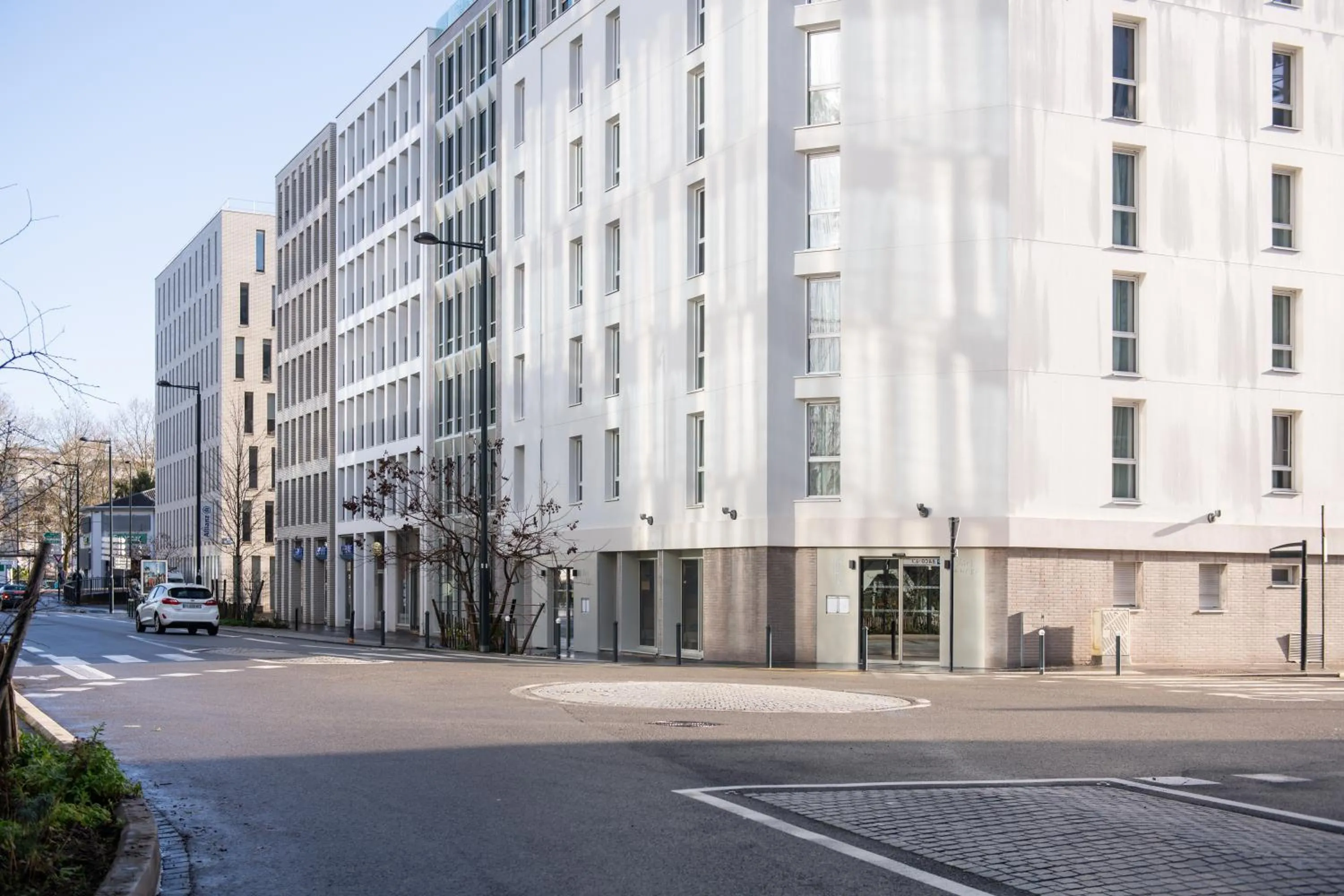 Property building in Hôtel de la Cité