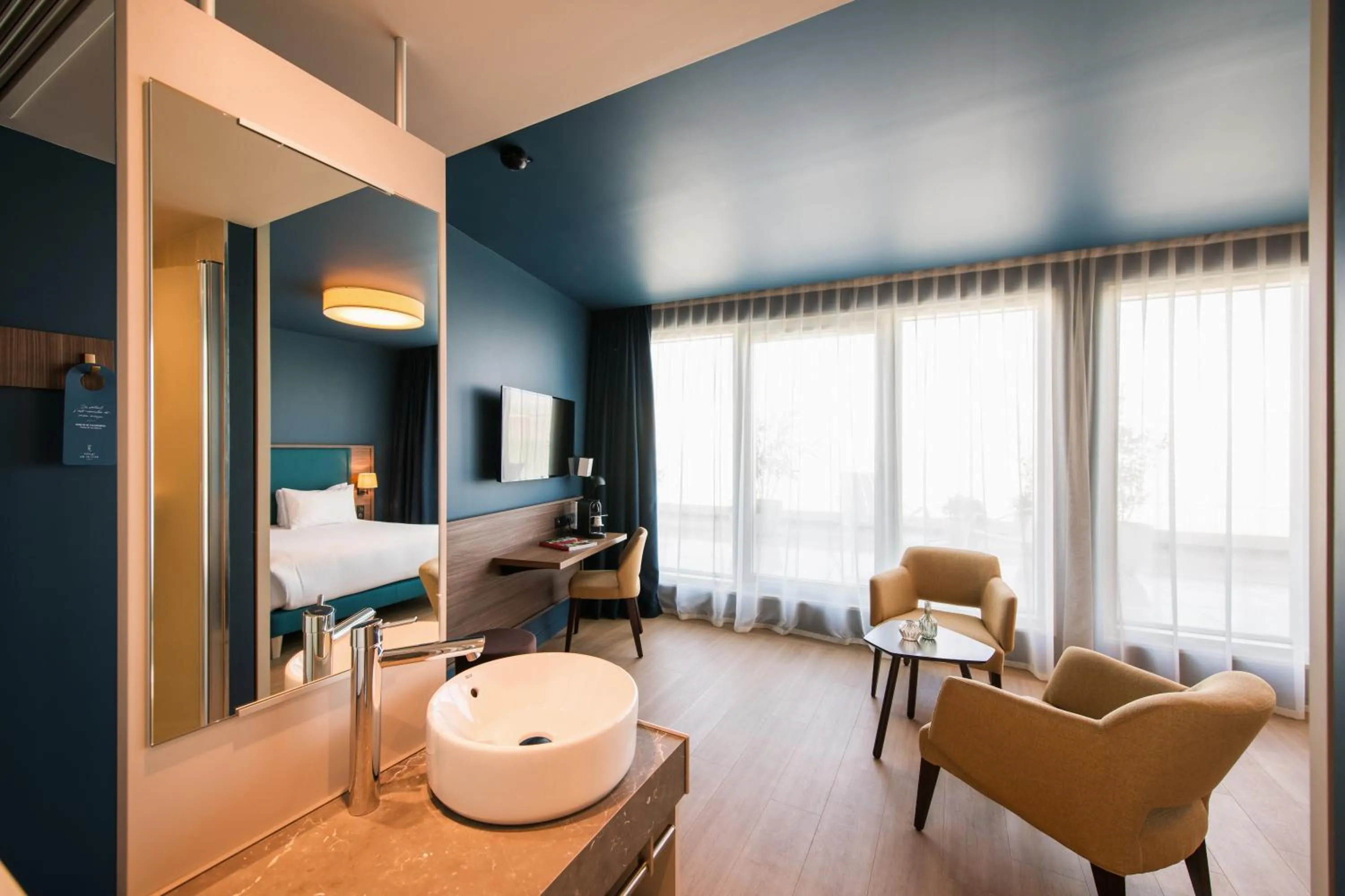 TV and multimedia in Hôtel de la Cité