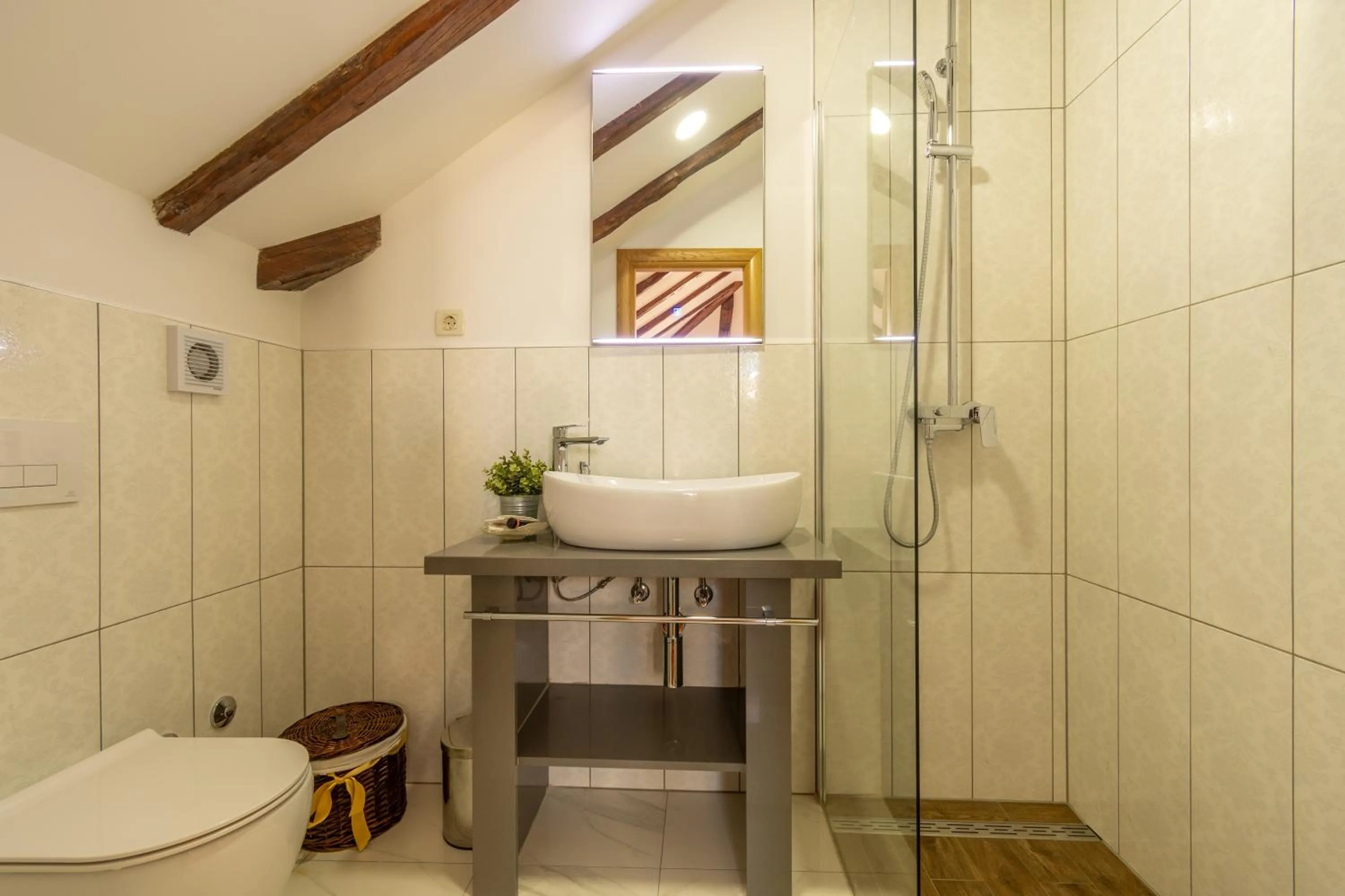 Bathroom in B&B Heritage Villa Apolon