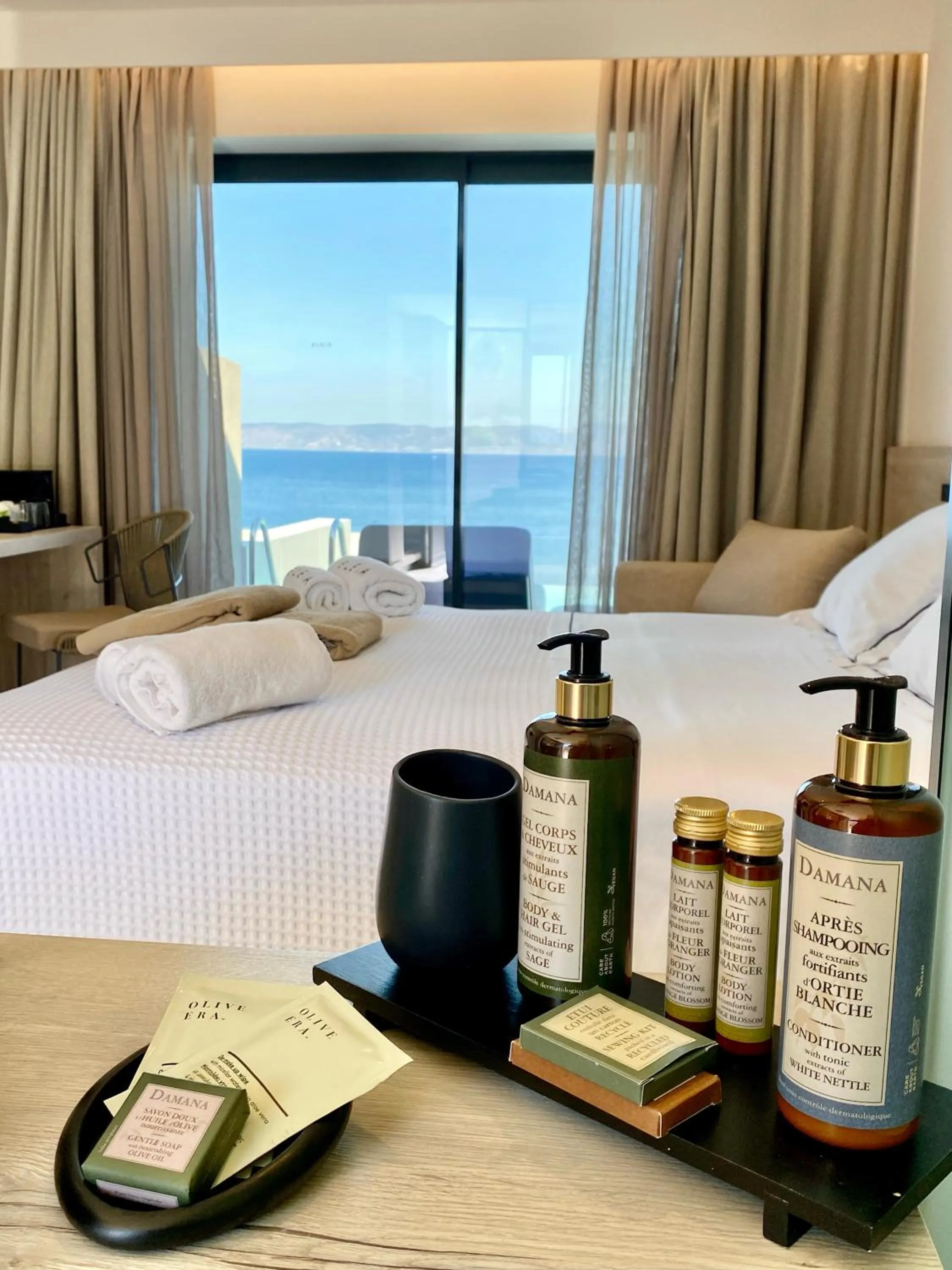 Sea view, Bed in Eleia Seafront Rooms & Villas