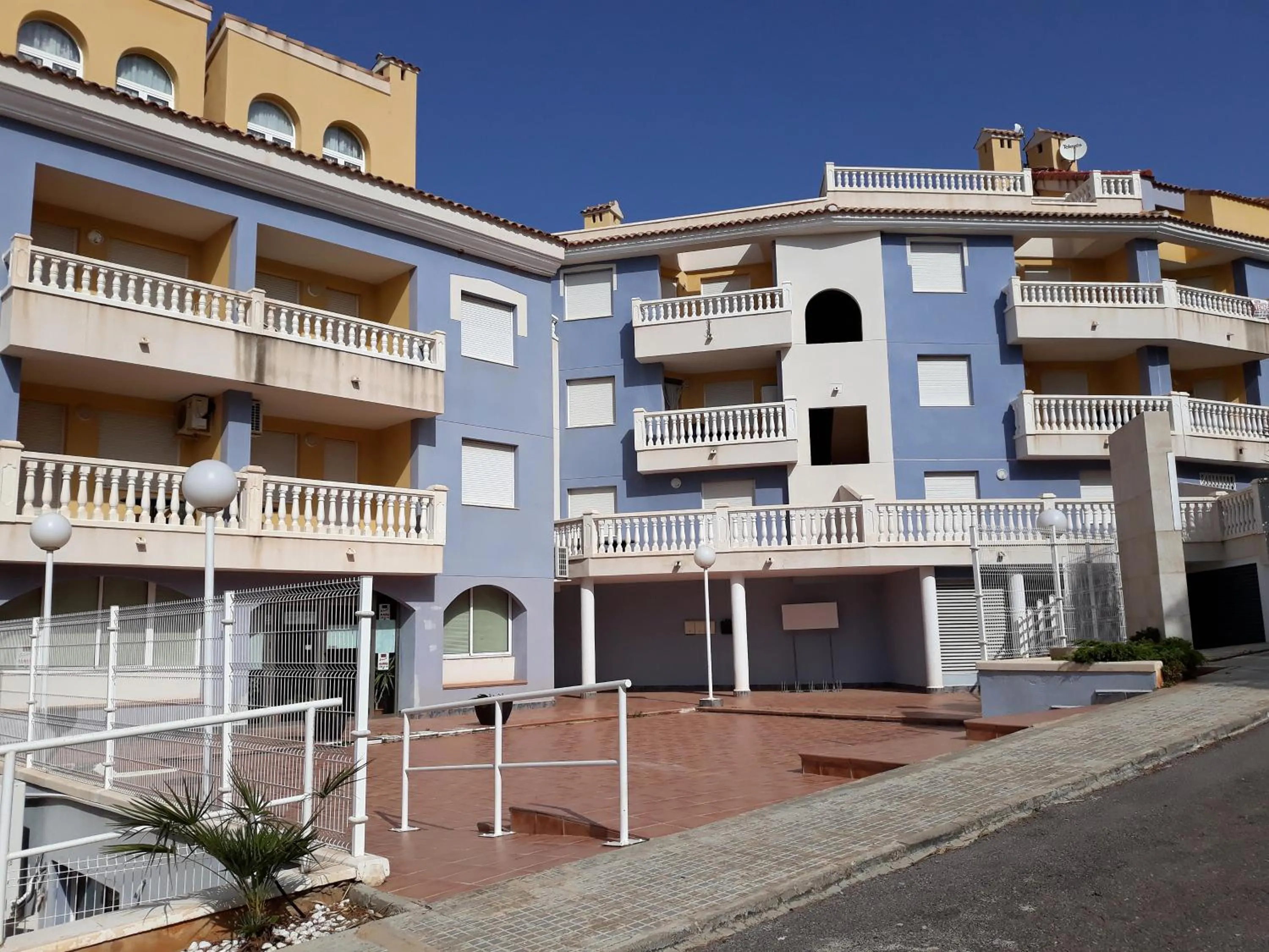 Facade/entrance in Apartamentos Marcomar 3000