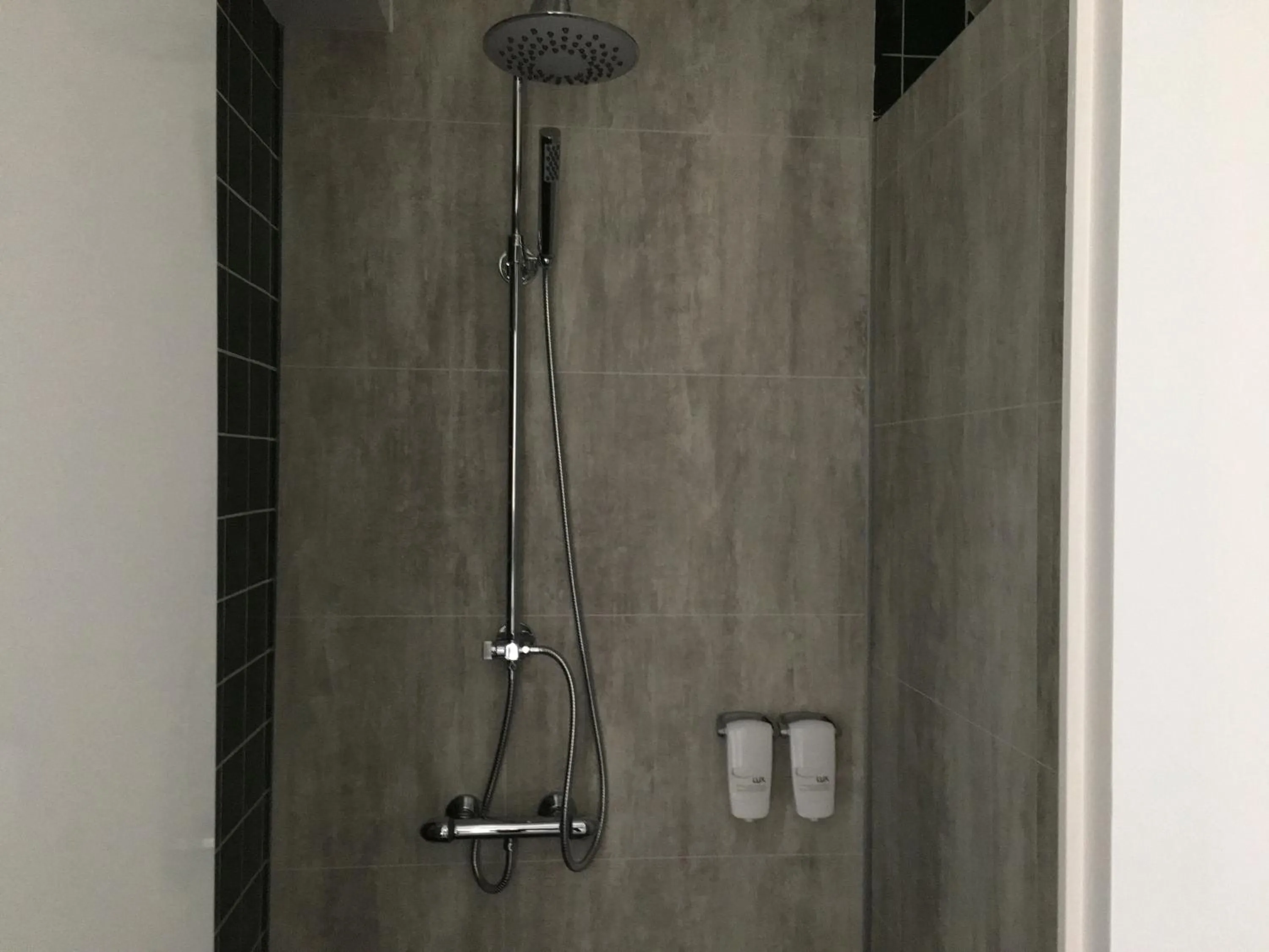 Welcome Riverside Guesthouse