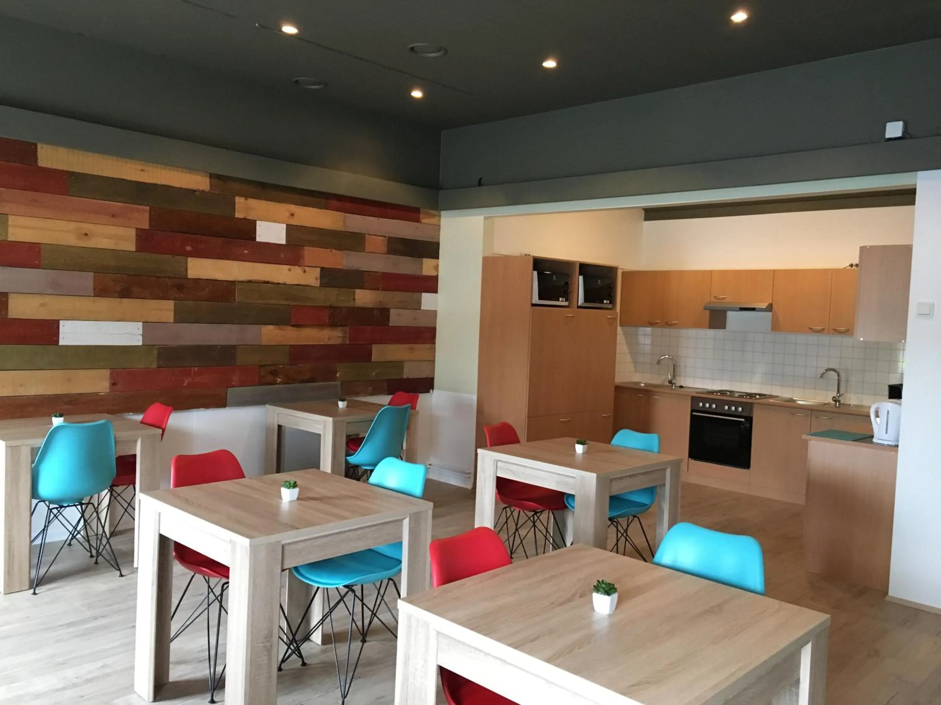 Coffee/tea facilities in Welcome Riverside Guesthouse