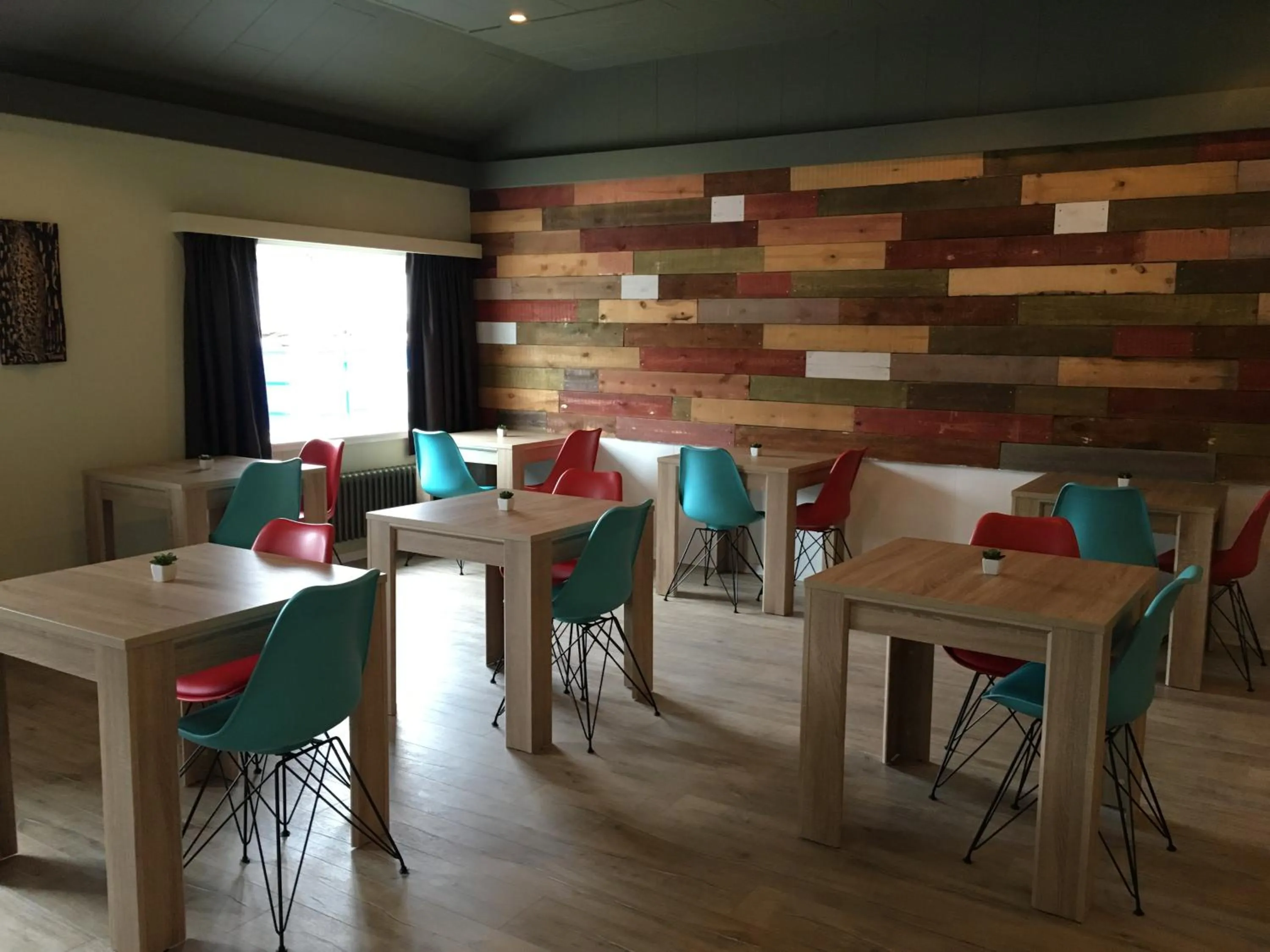 Welcome Riverside Guesthouse