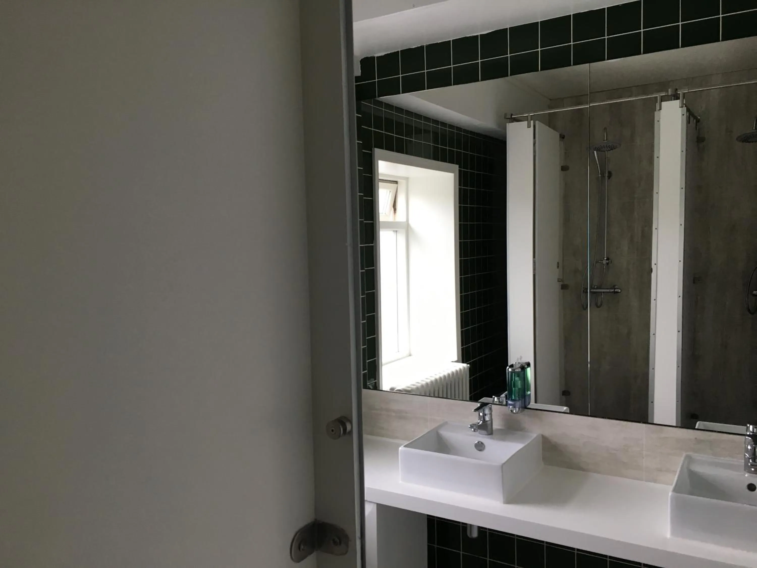 Welcome Riverside Guesthouse