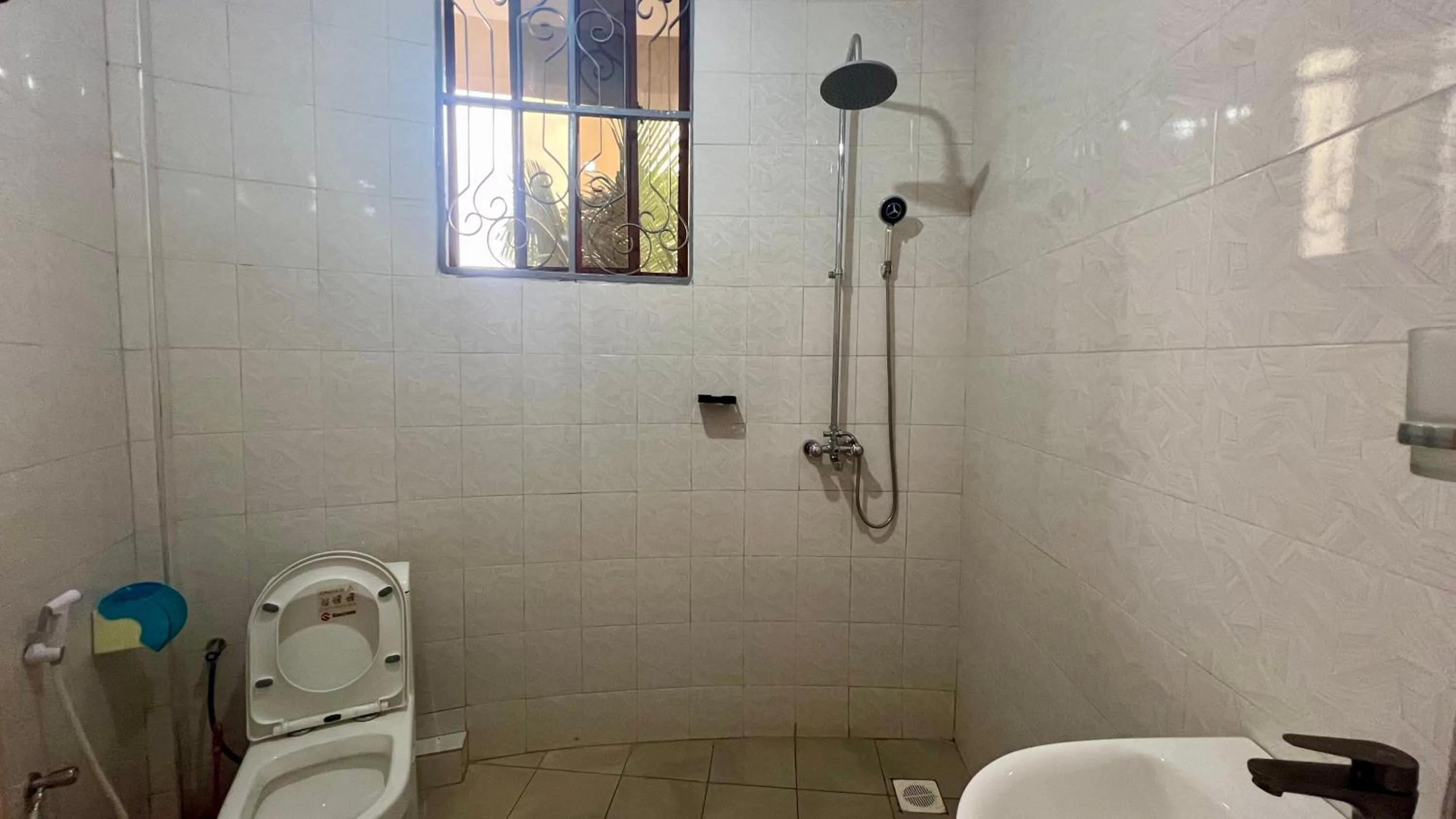 Shower in Skill forest lodge