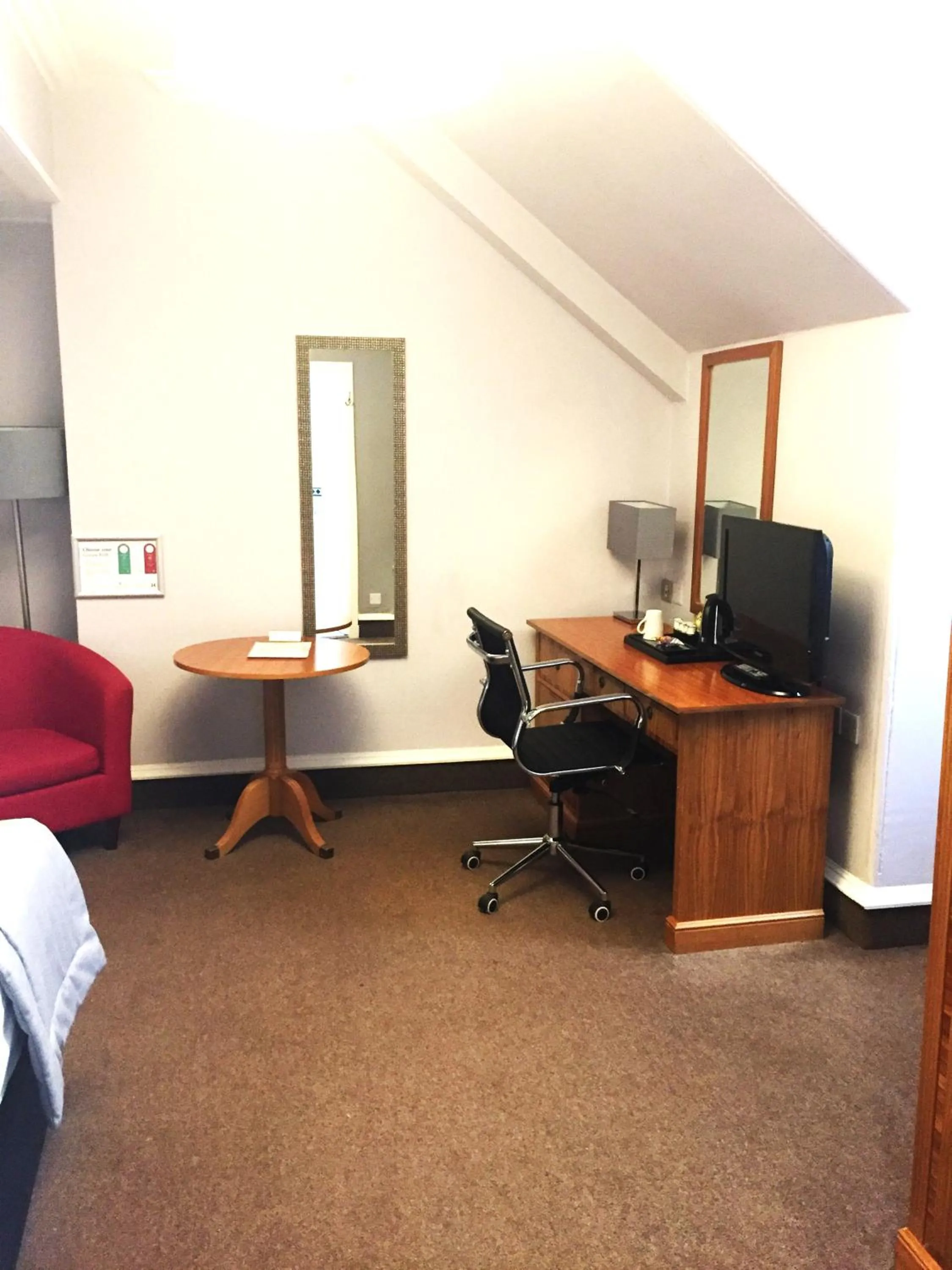 TV and multimedia in Millennium Hotel Glasgow