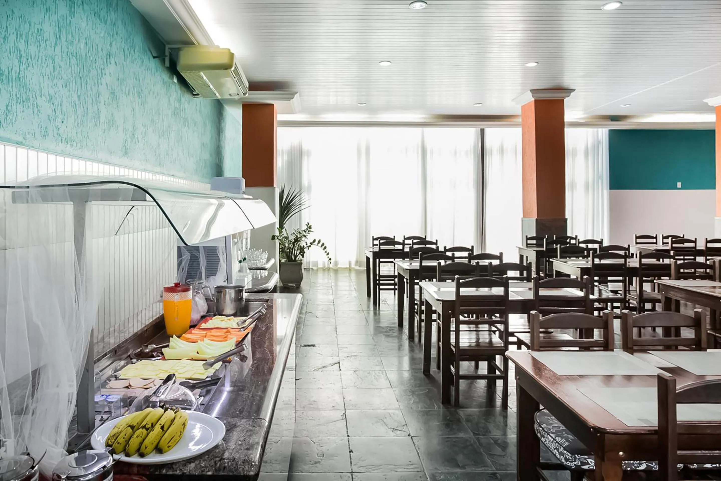 Restaurant/places to eat in Hotel InterAmericana