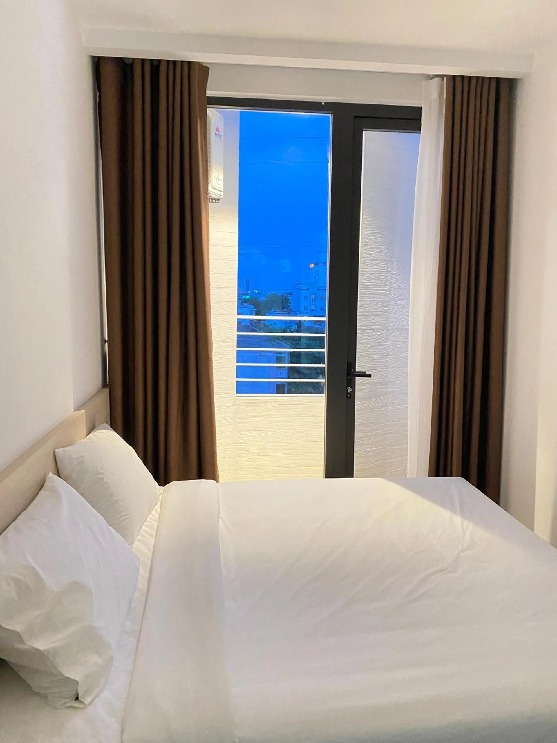 Bedroom in GOODTECH LUXURY Hotel & Apartment