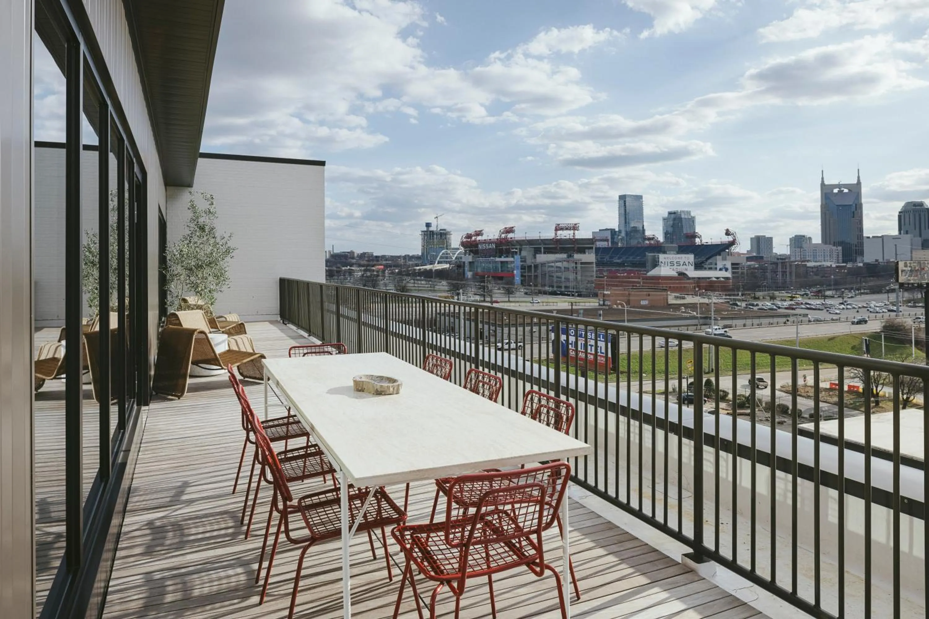 Day in Drift Nashville, a Member of Design Hotels