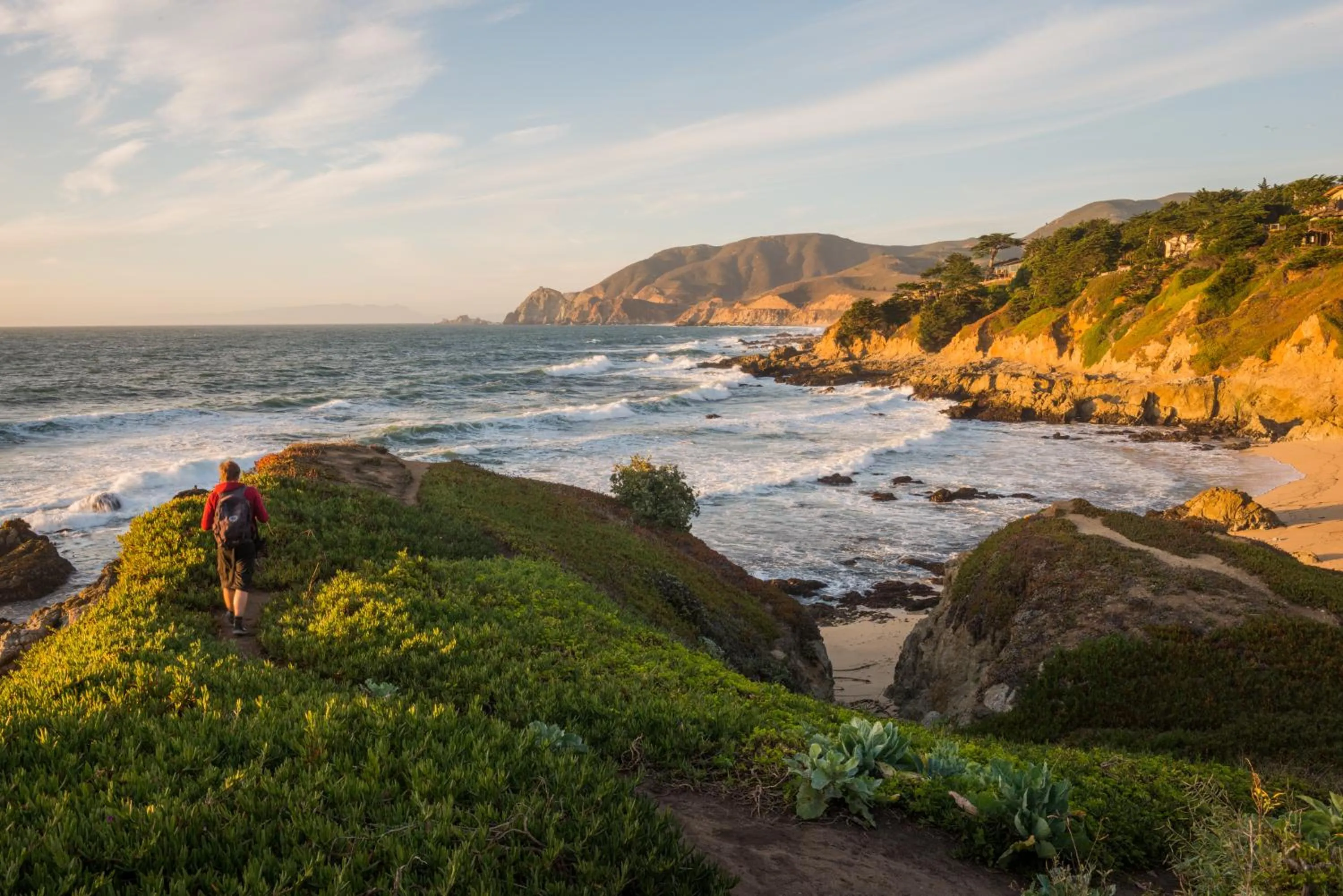 Beach in HI Point Montara Lighthouse