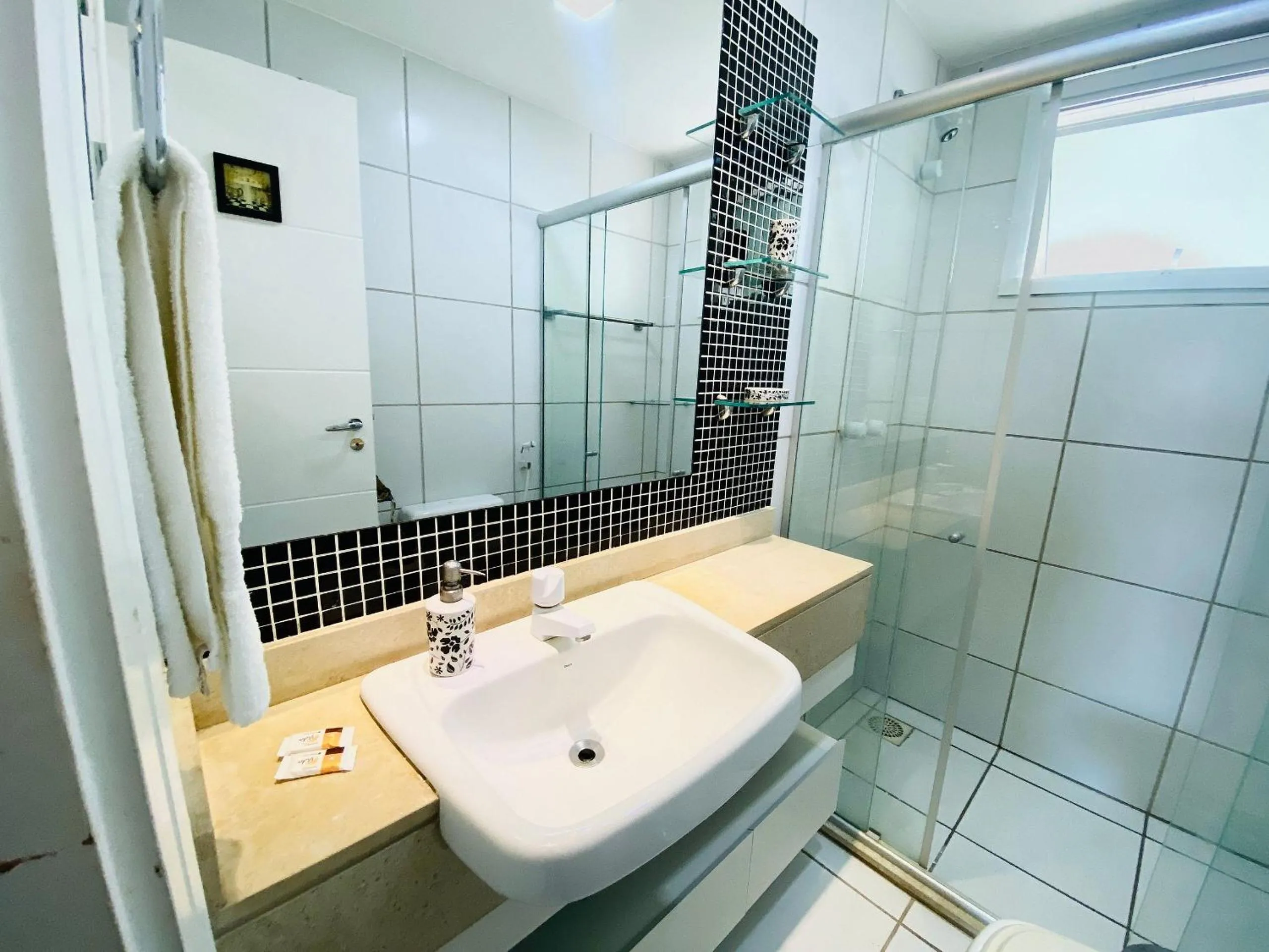 Toilet in Resort incrível Vila do Porto