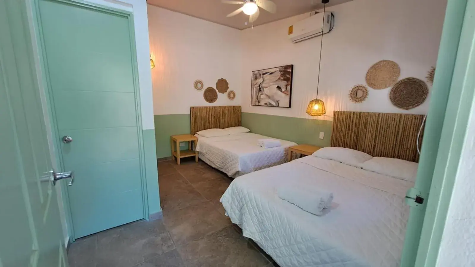 Comfort Quadruple Room in Hotel Zelen Comfort Quadruple Room in Hotel Zelen