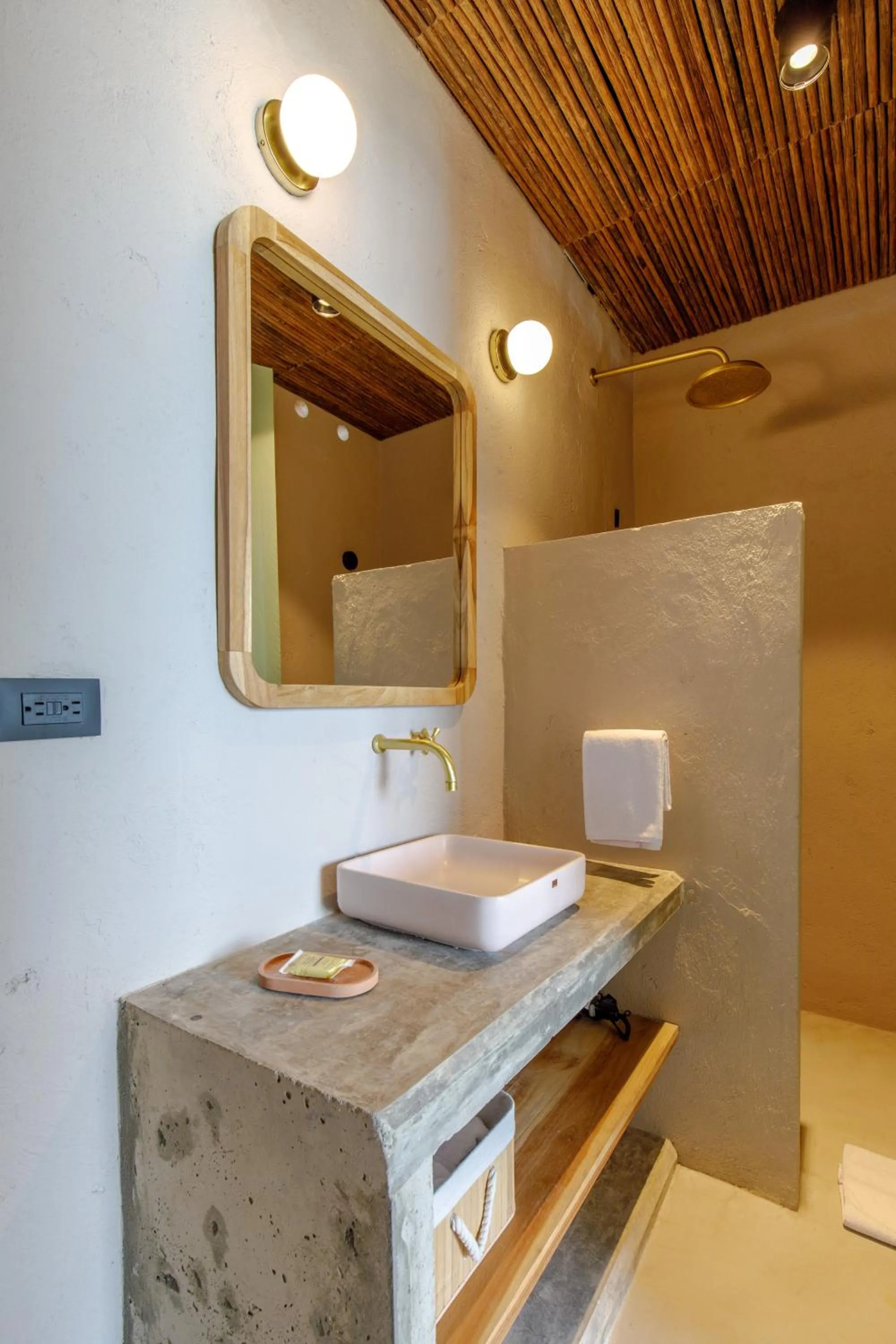 Bathroom in Bondo Estudio