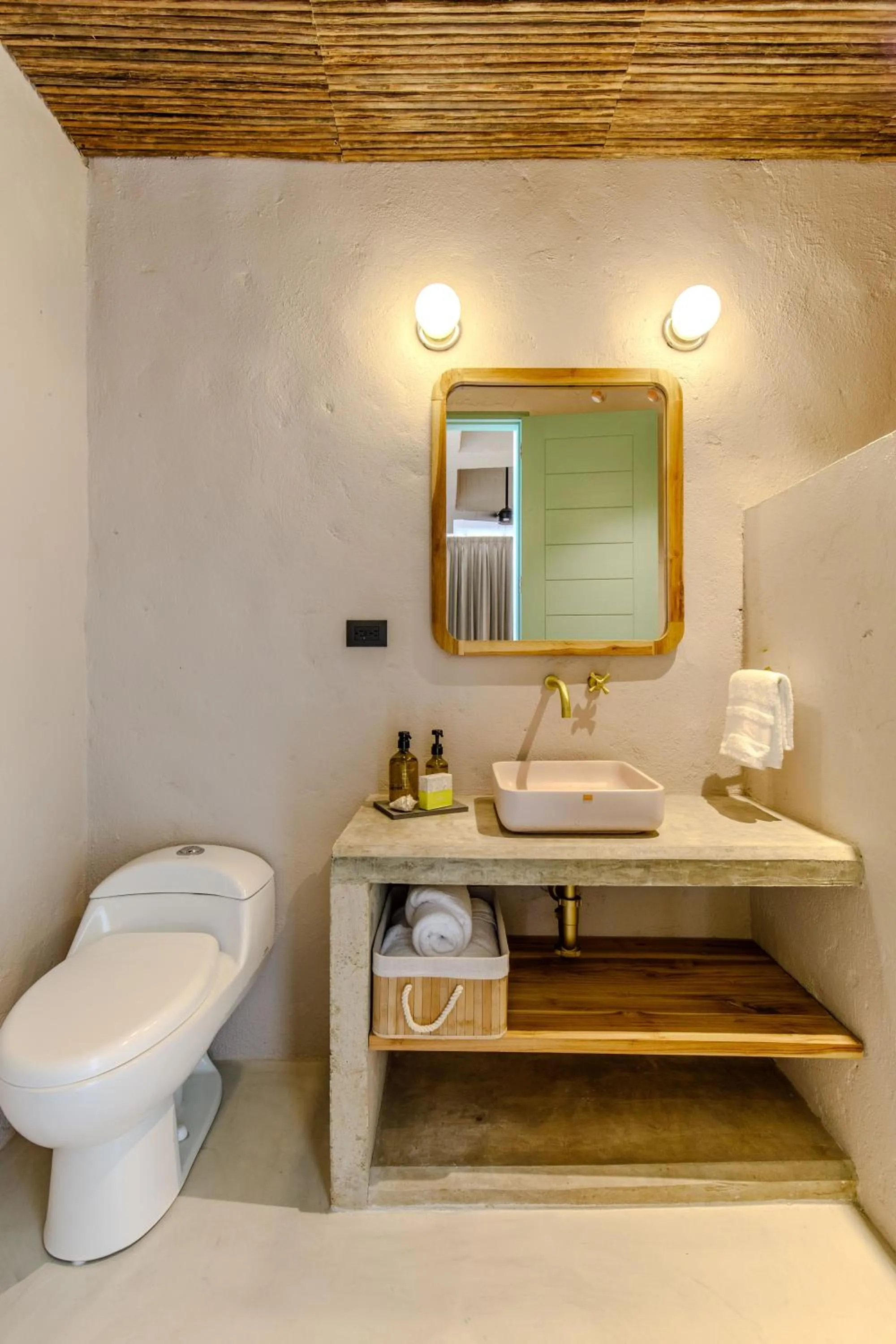 Bathroom in Bondo Estudio