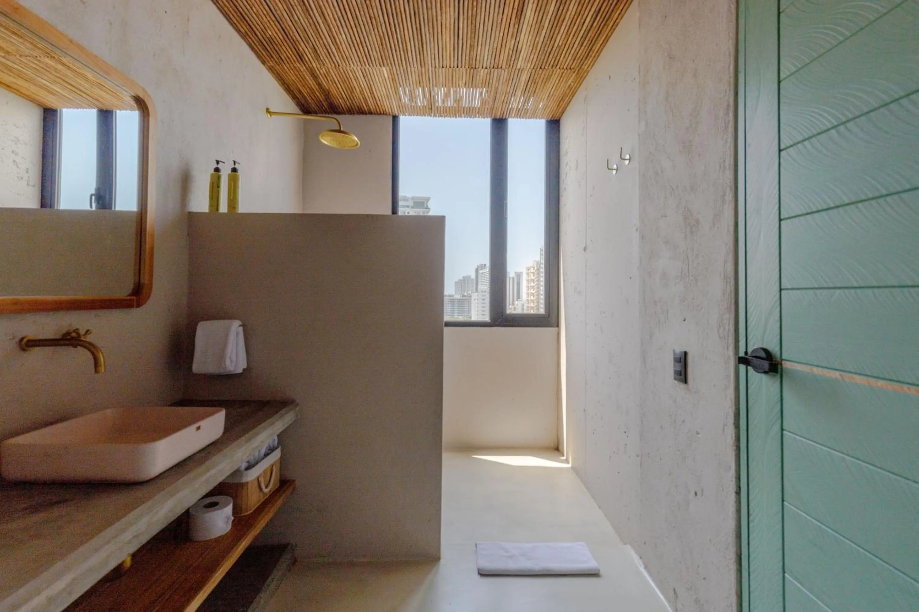 Bathroom in Bondo Estudio