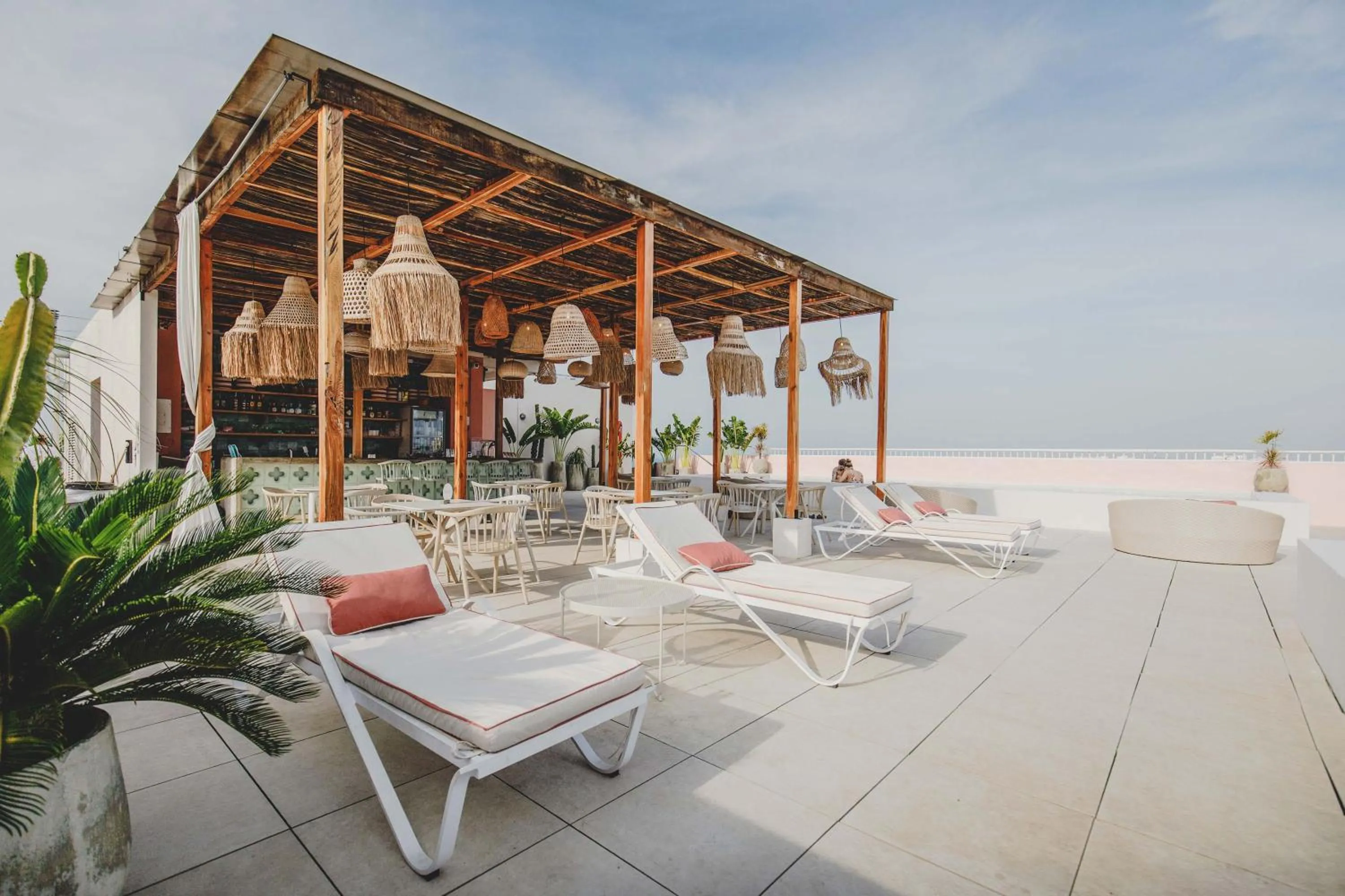 Restaurant/places to eat in Bondo Estudio