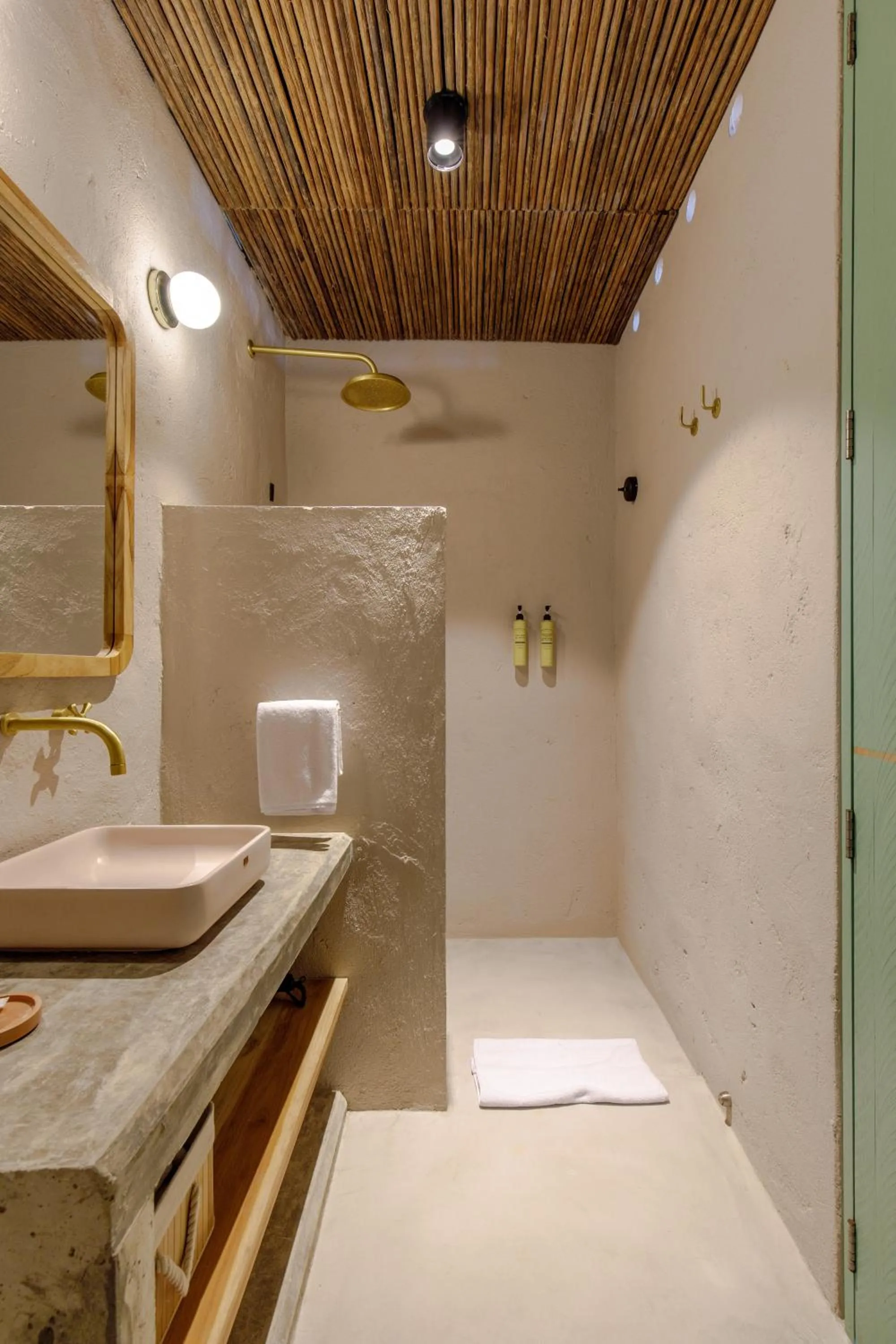Bathroom in Bondo Estudio