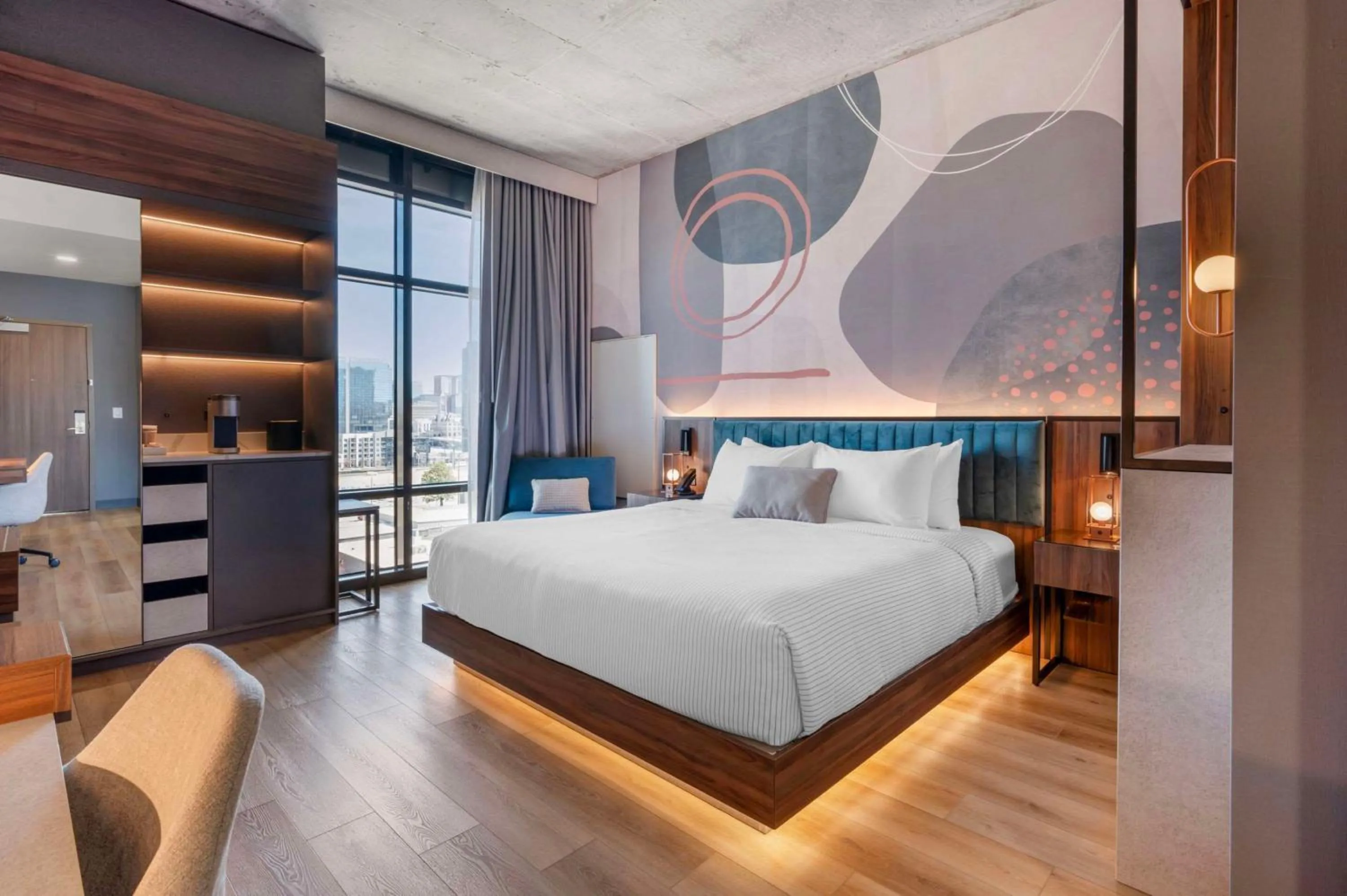 Bed in Cambria Hotel Nashville Midtown