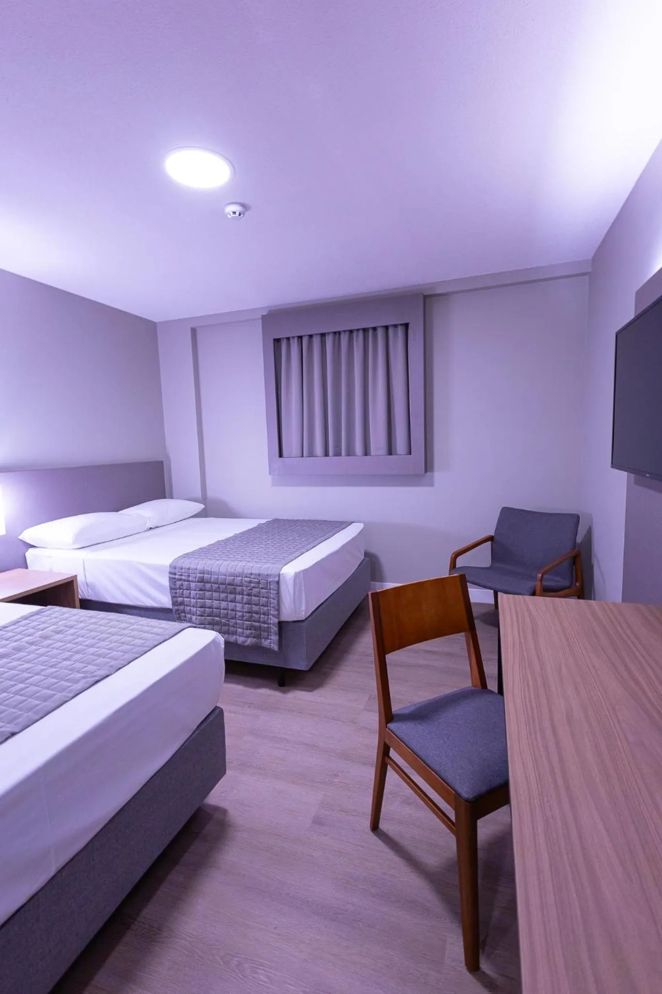 TV and multimedia, Bed in Hotel Caiuá Blumenau