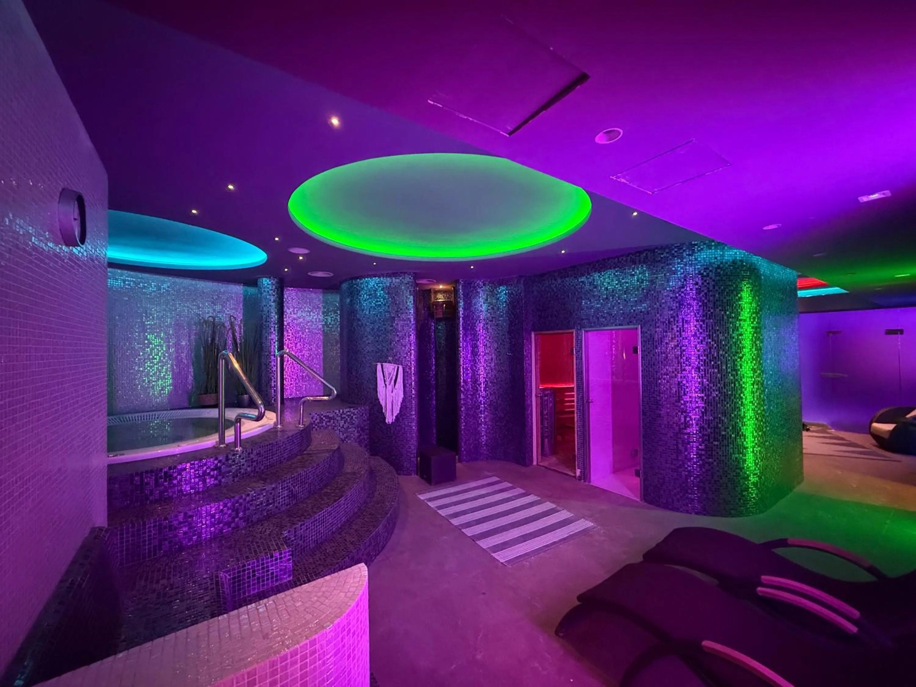 Hotel Astone Conference & Spa