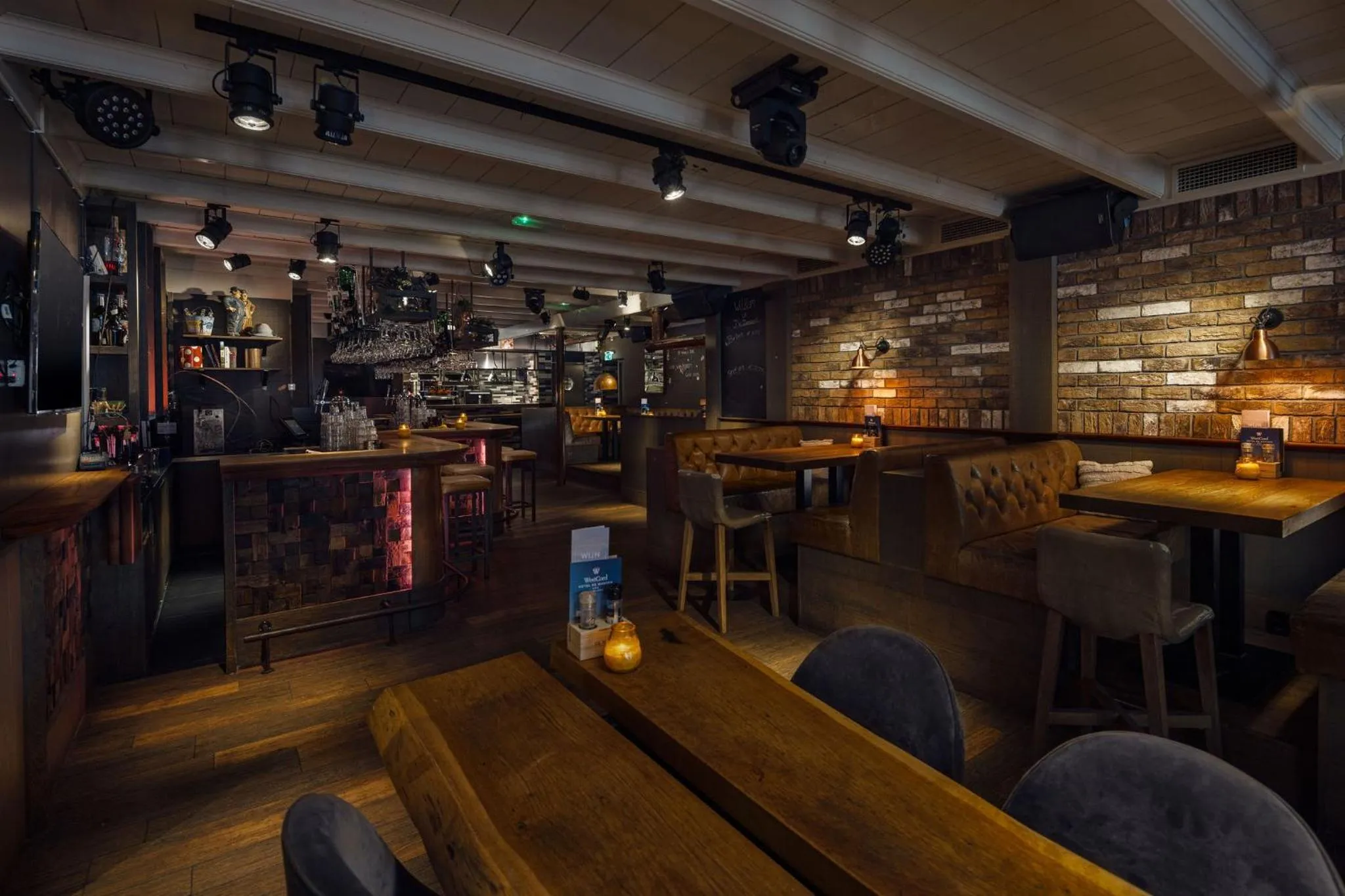 Restaurant/places to eat in WestCord Hotel de Wadden