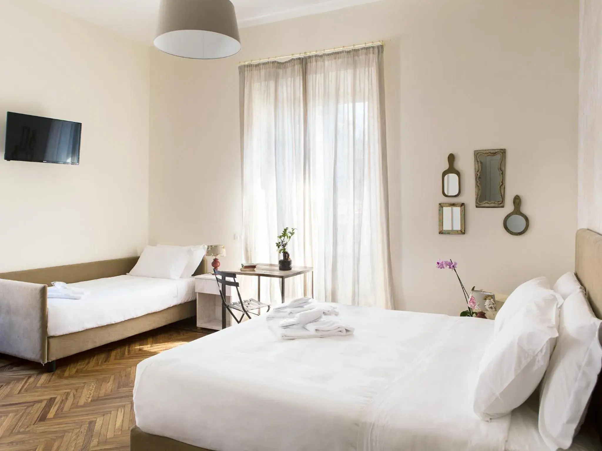 Triple Room in Salotto Monti Triple Room in Salotto Monti