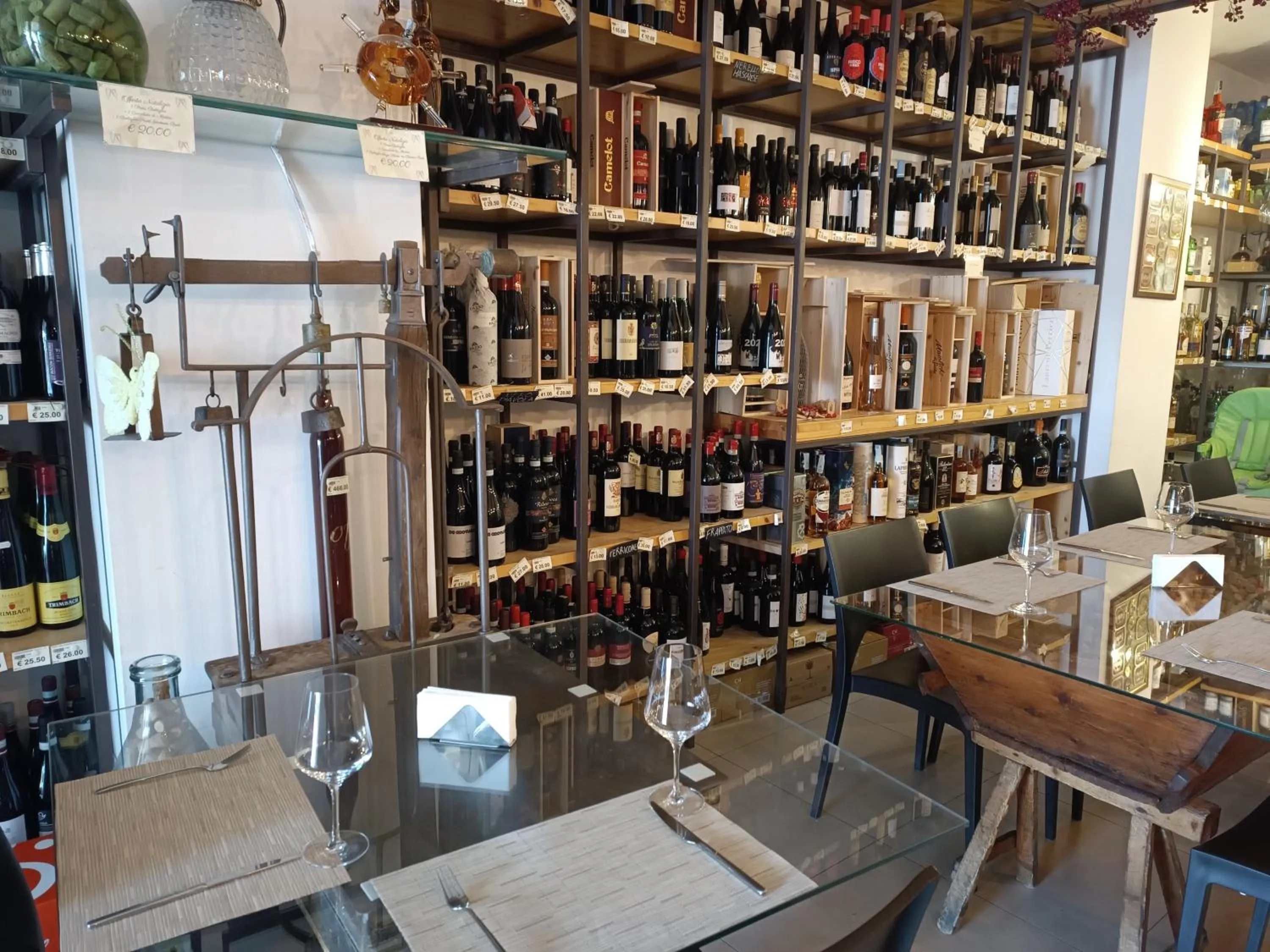 Restaurant/places to eat in B&B Belveliero - Il Capitano