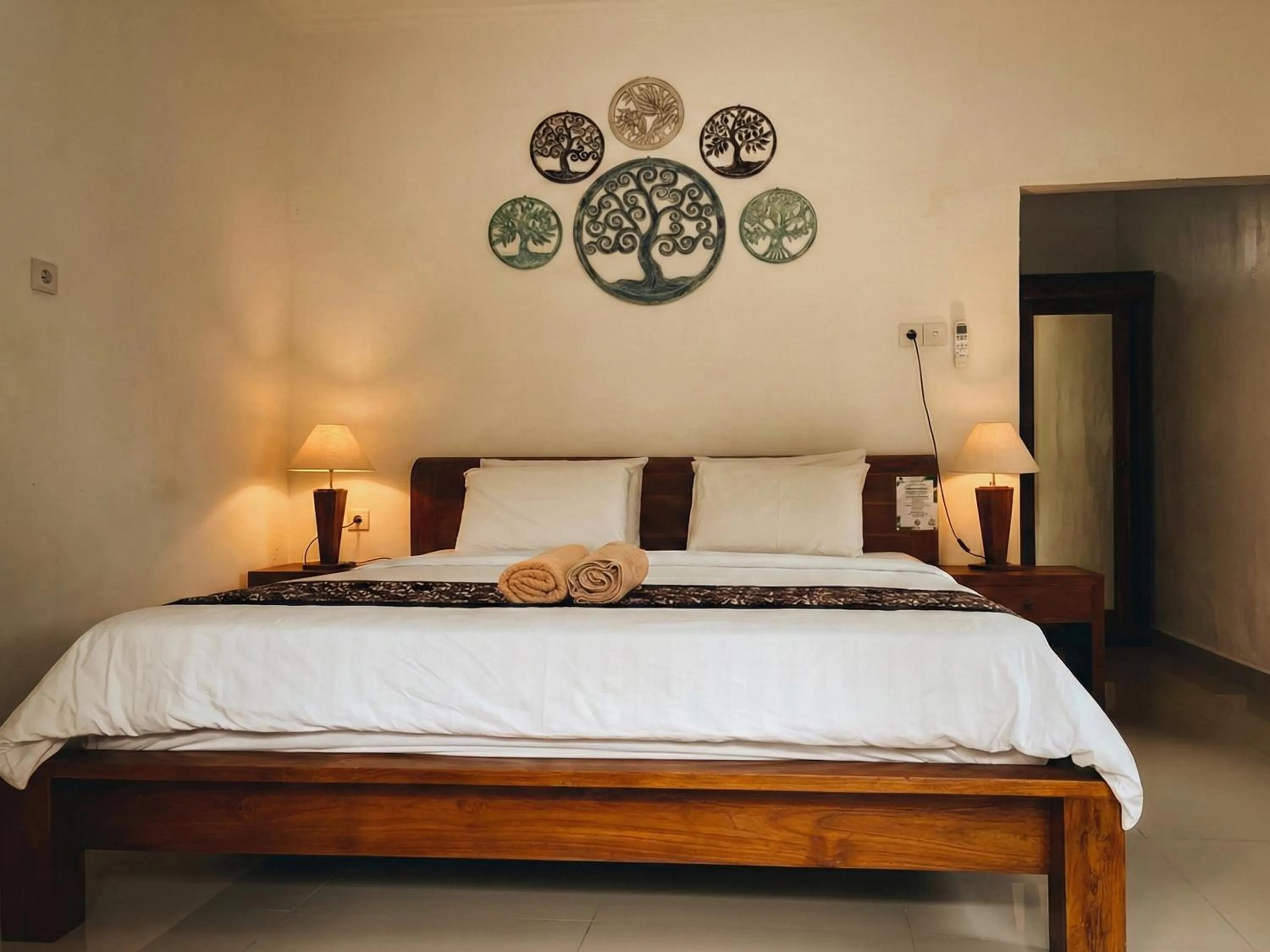 Bed in Moonlight Bisma