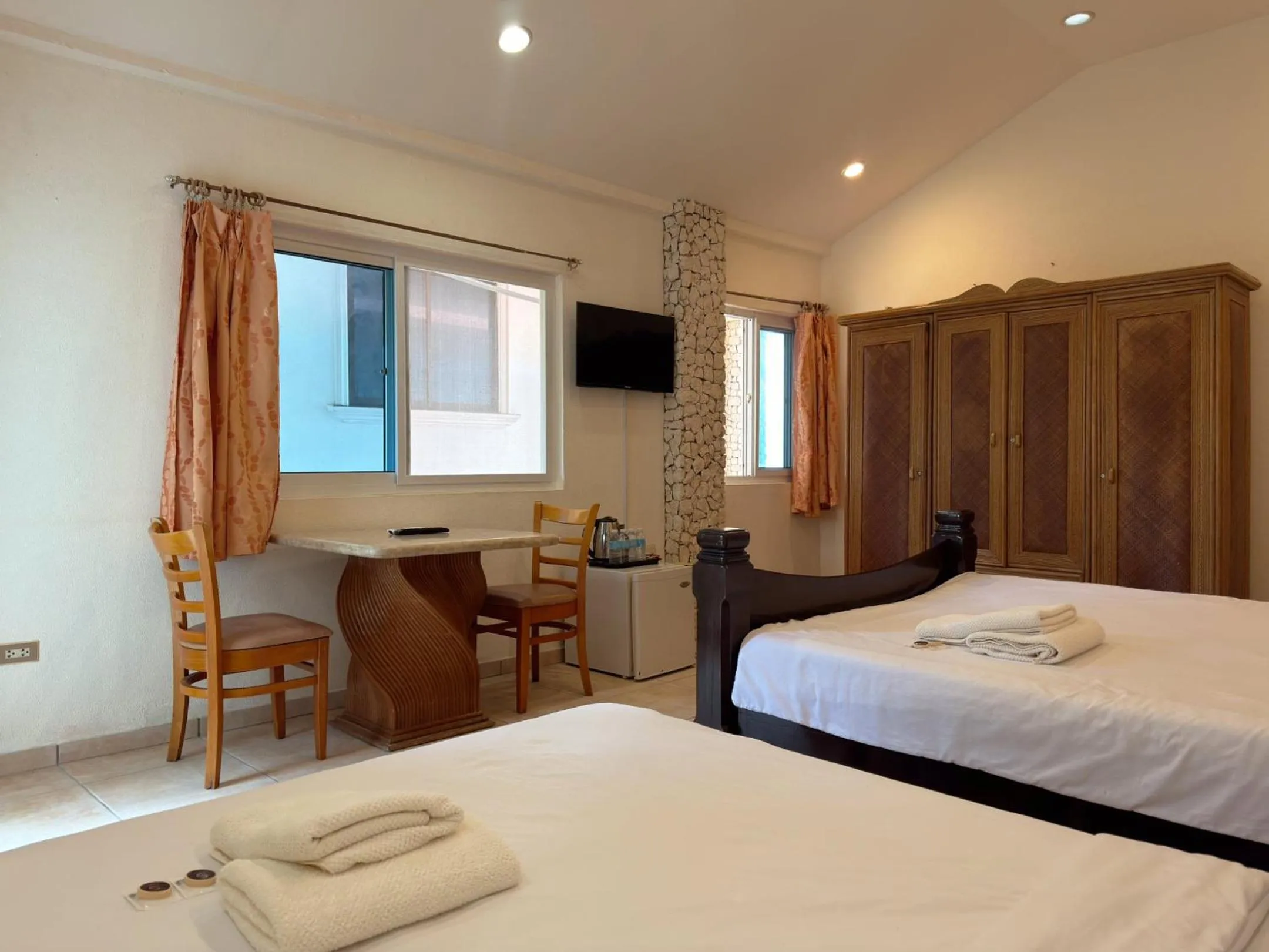 Bed in Sunset Beach Resort