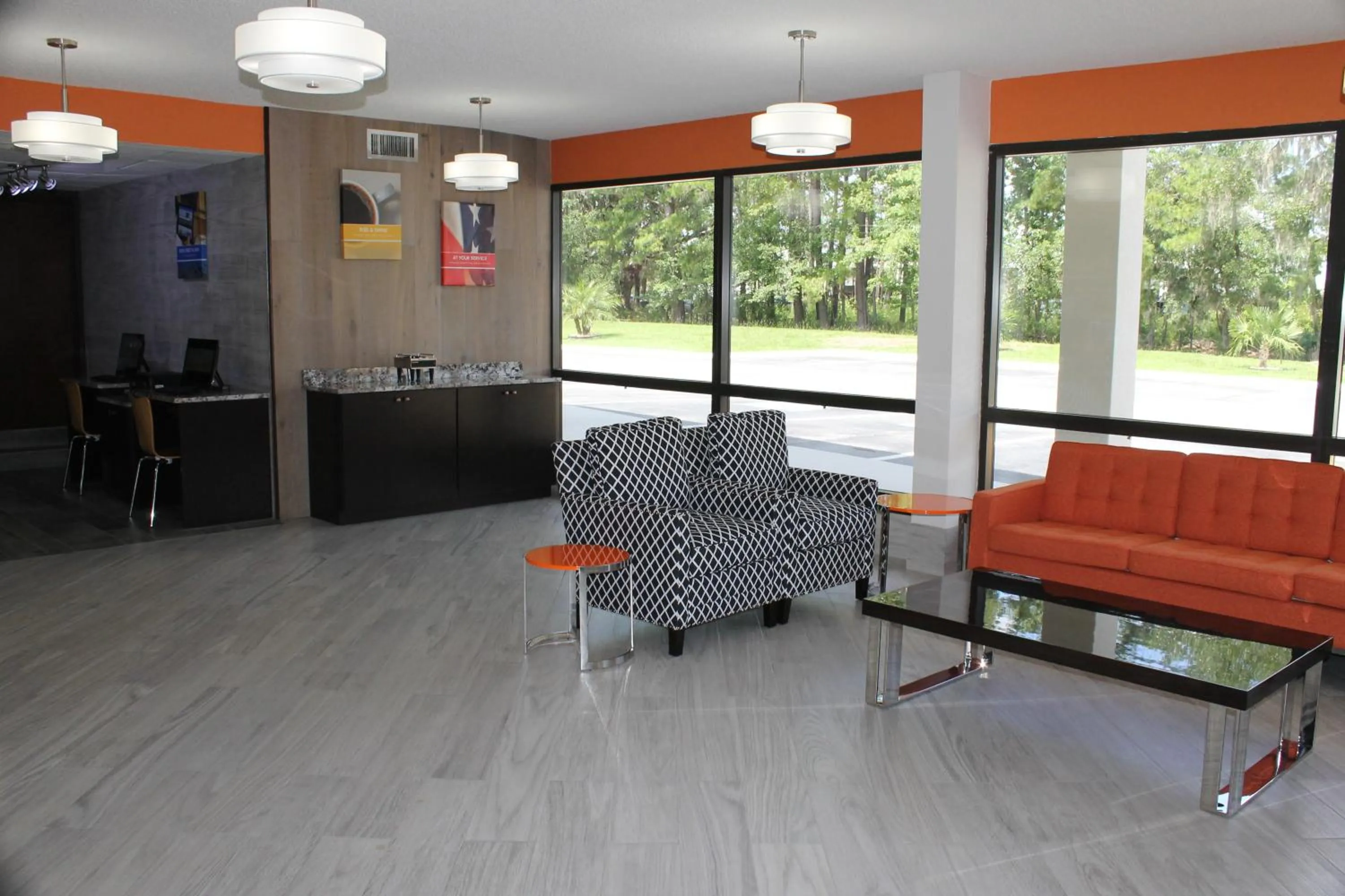 Lobby or reception in Motel 6-Savannah, GA - Midtown